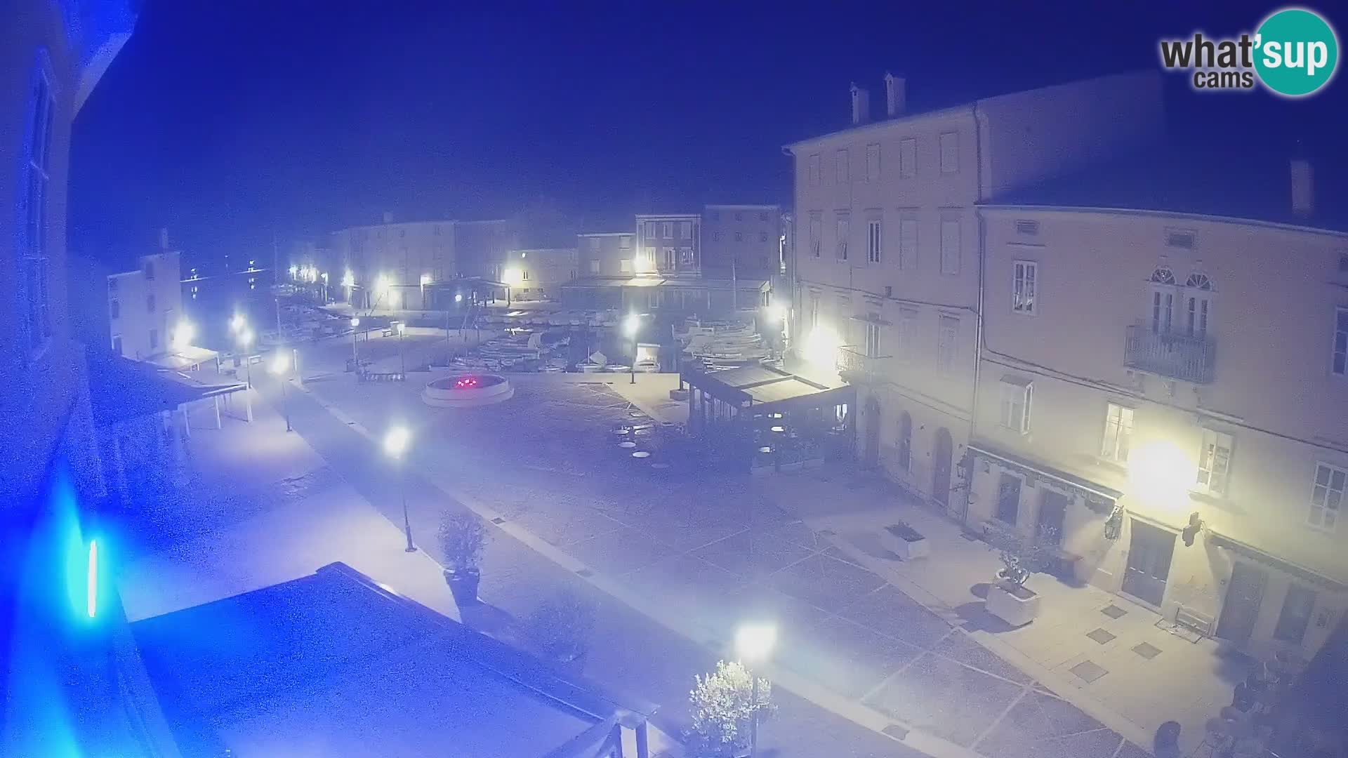 LIVE cam Cres Stadt – Hauptplatz und “mandrač” – Cres Insel – Kroatien