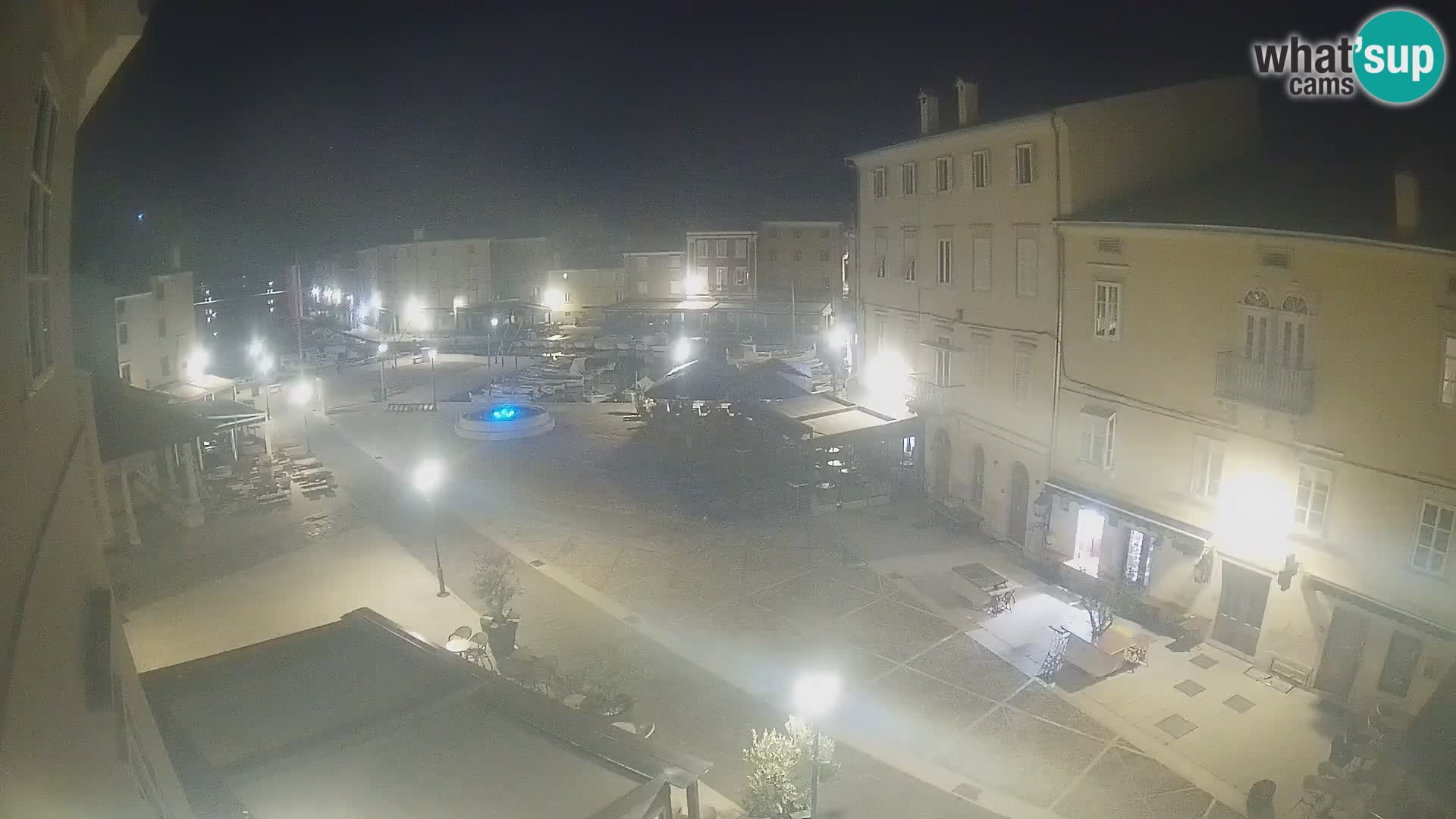 LIVE cam Cres città – piazza principale e “mandrač” – isola di Cherso – Croazia