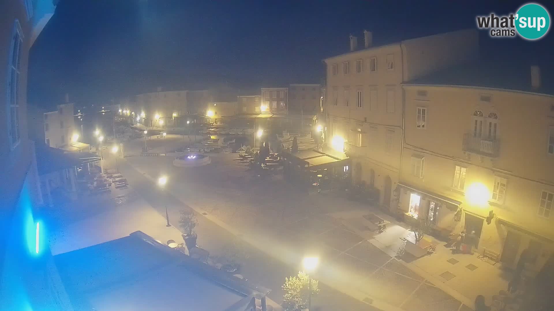 LIVE cam Cres Stadt – Hauptplatz und “mandrač” – Cres Insel – Kroatien