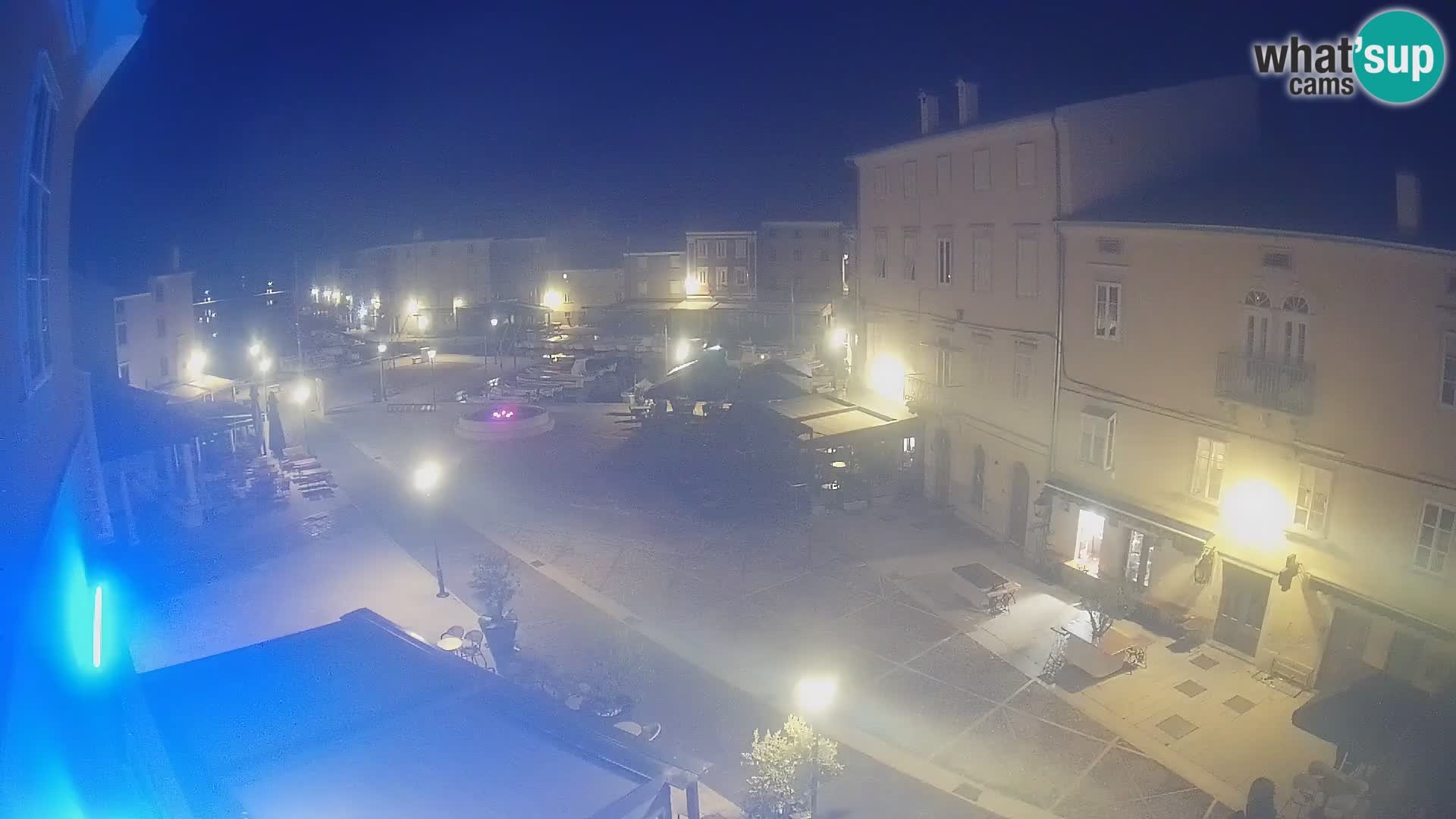 LIVE cam Cres Stadt – Hauptplatz und “mandrač” – Cres Insel – Kroatien