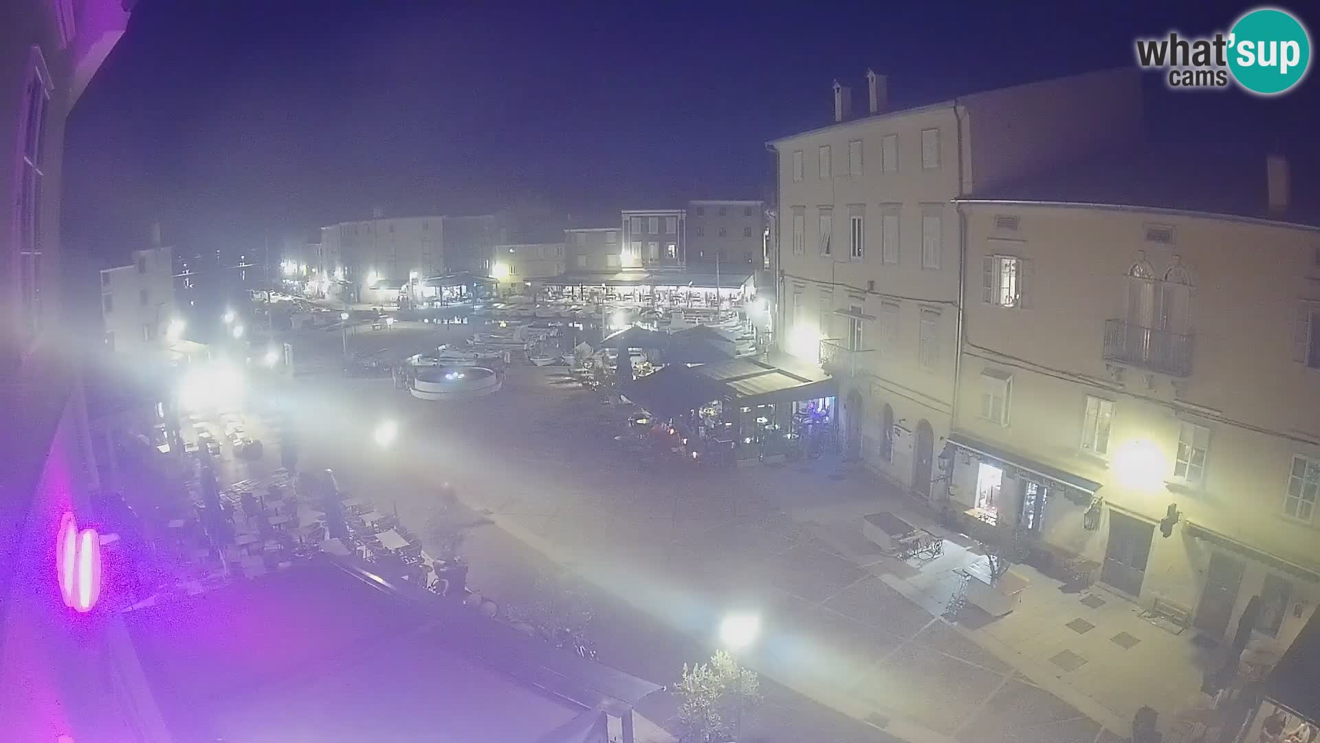 LIVE cam Cres Stadt – Hauptplatz und “mandrač” – Cres Insel – Kroatien