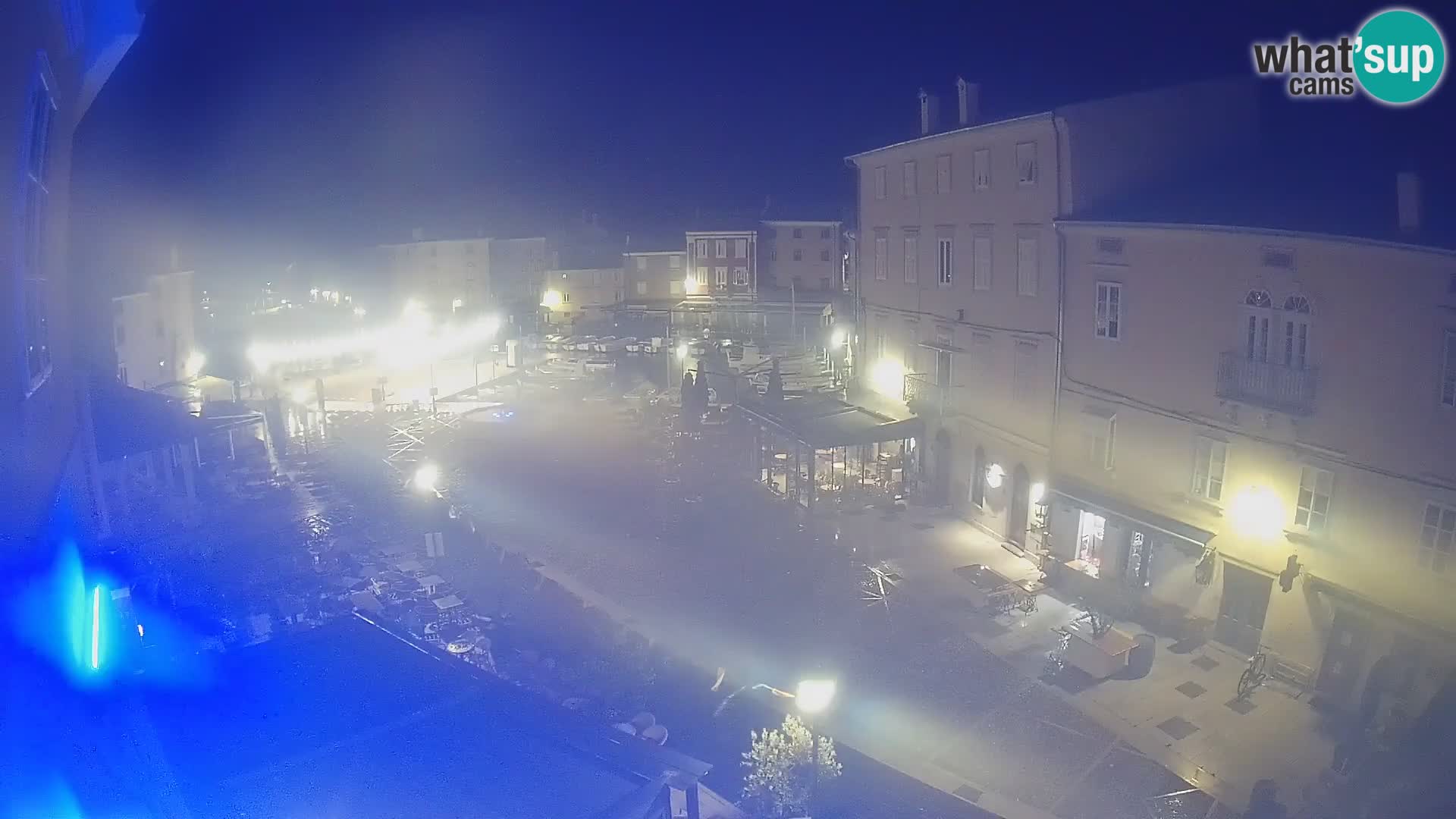Cámara en vivo ciudad de Cres – plaza principal y “mandrač” – isla de Cres – Croacia