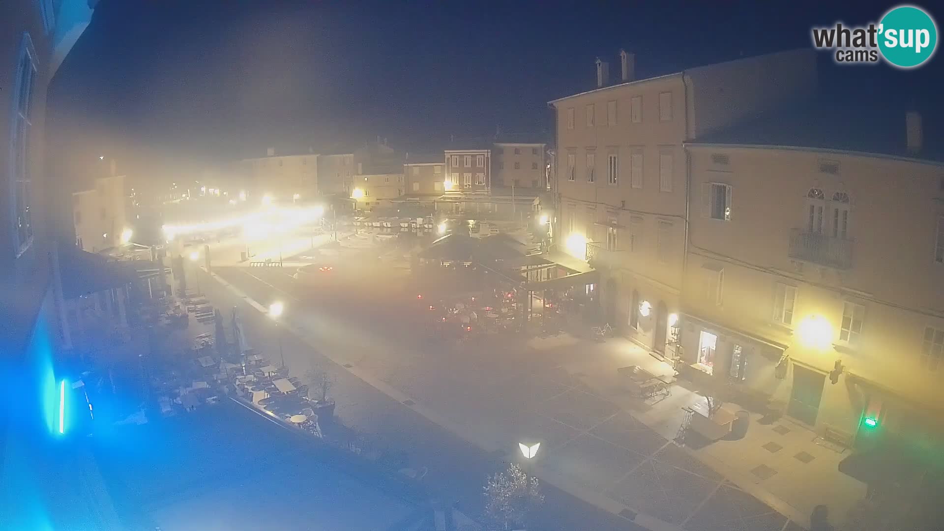 Cámara en vivo ciudad de Cres – plaza principal y “mandrač” – isla de Cres – Croacia