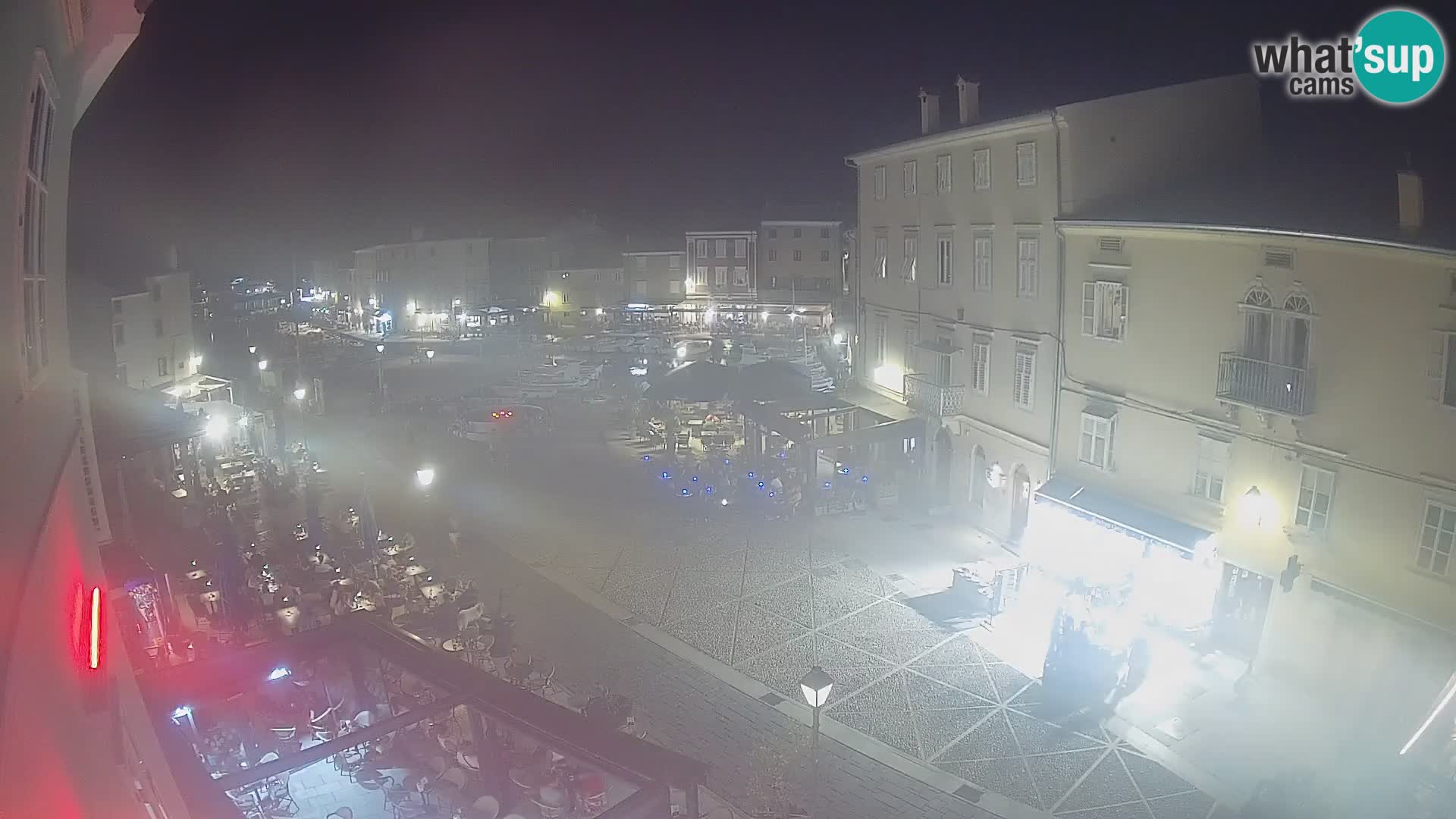 LIVE cam Cres city – place principale et “mandrač” – île de Cres – Croatie