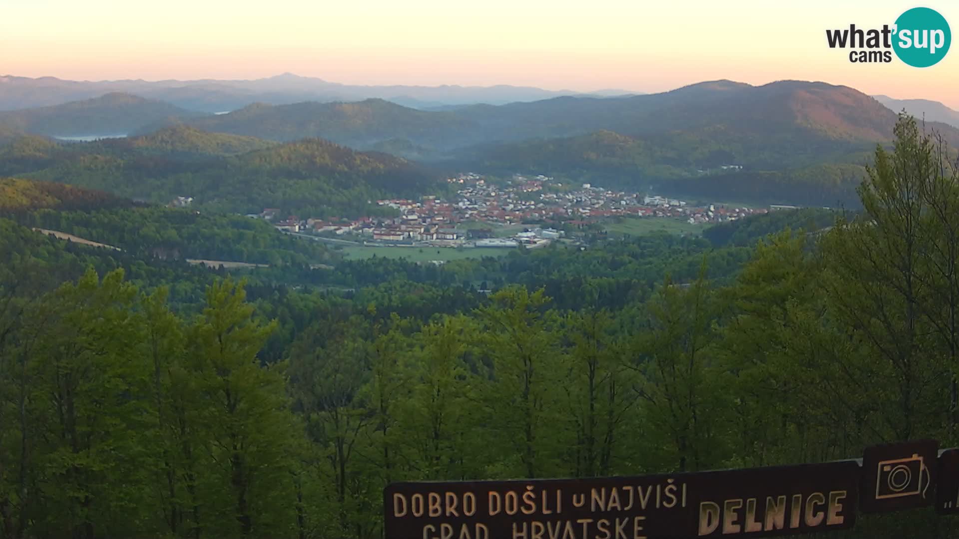 Panorama Delnice – vom Skigebiet Petehovac