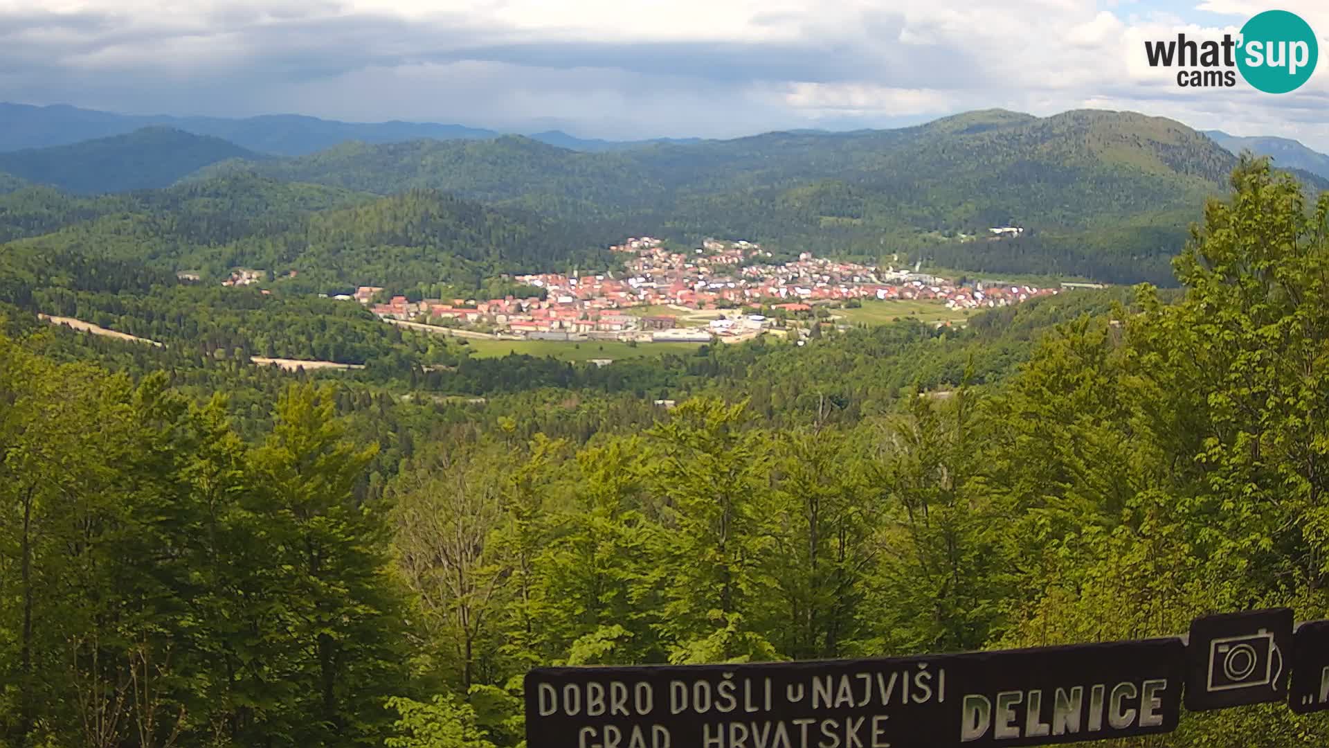 Panorama Delnice – vom Skigebiet Petehovac