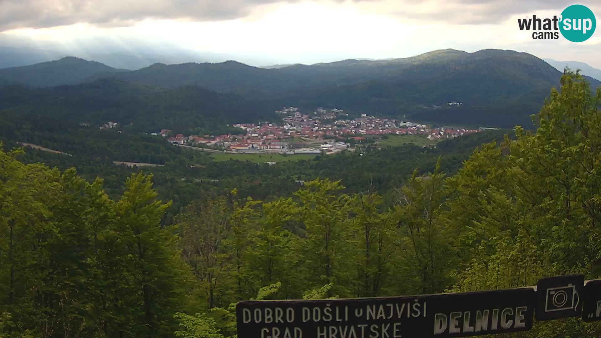 Panorama Delnice – vom Skigebiet Petehovac