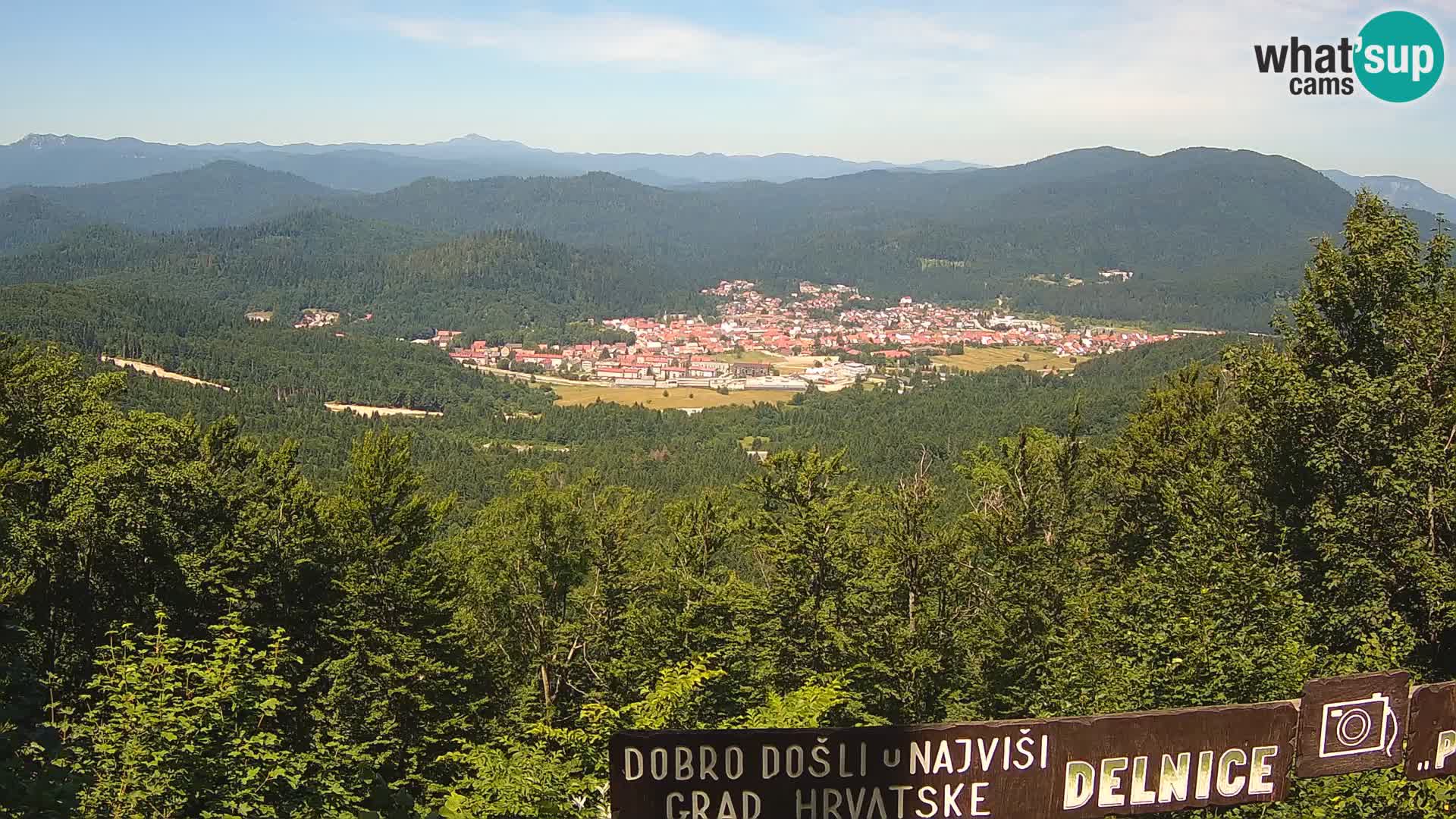 Panorama Delnice – vom Skigebiet Petehovac