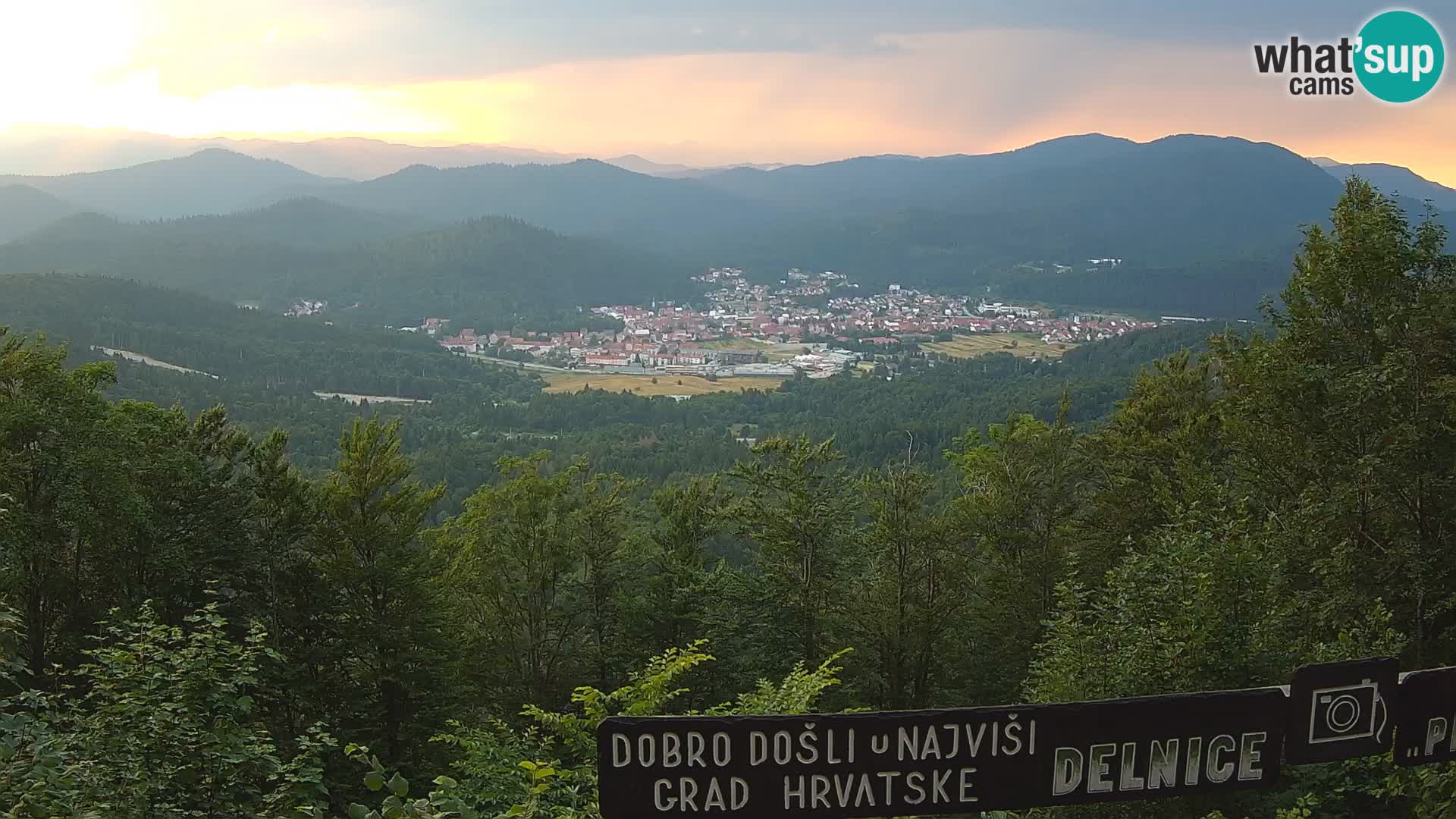 Panorama Delnice – vom Skigebiet Petehovac