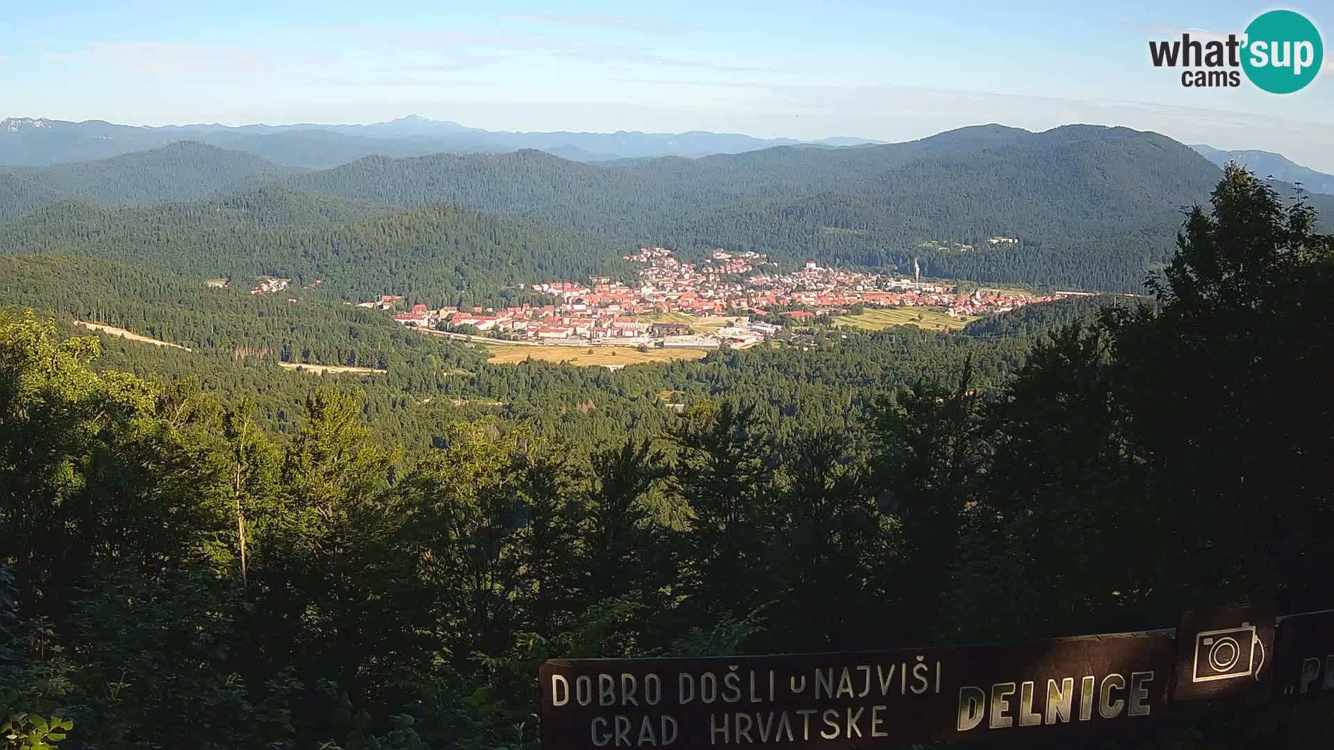 Panorama Delnice – vom Skigebiet Petehovac