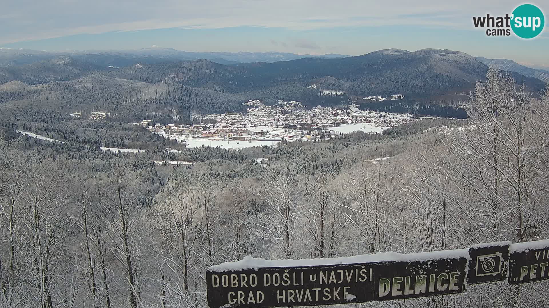Panorama Delnice – vom Skigebiet Petehovac