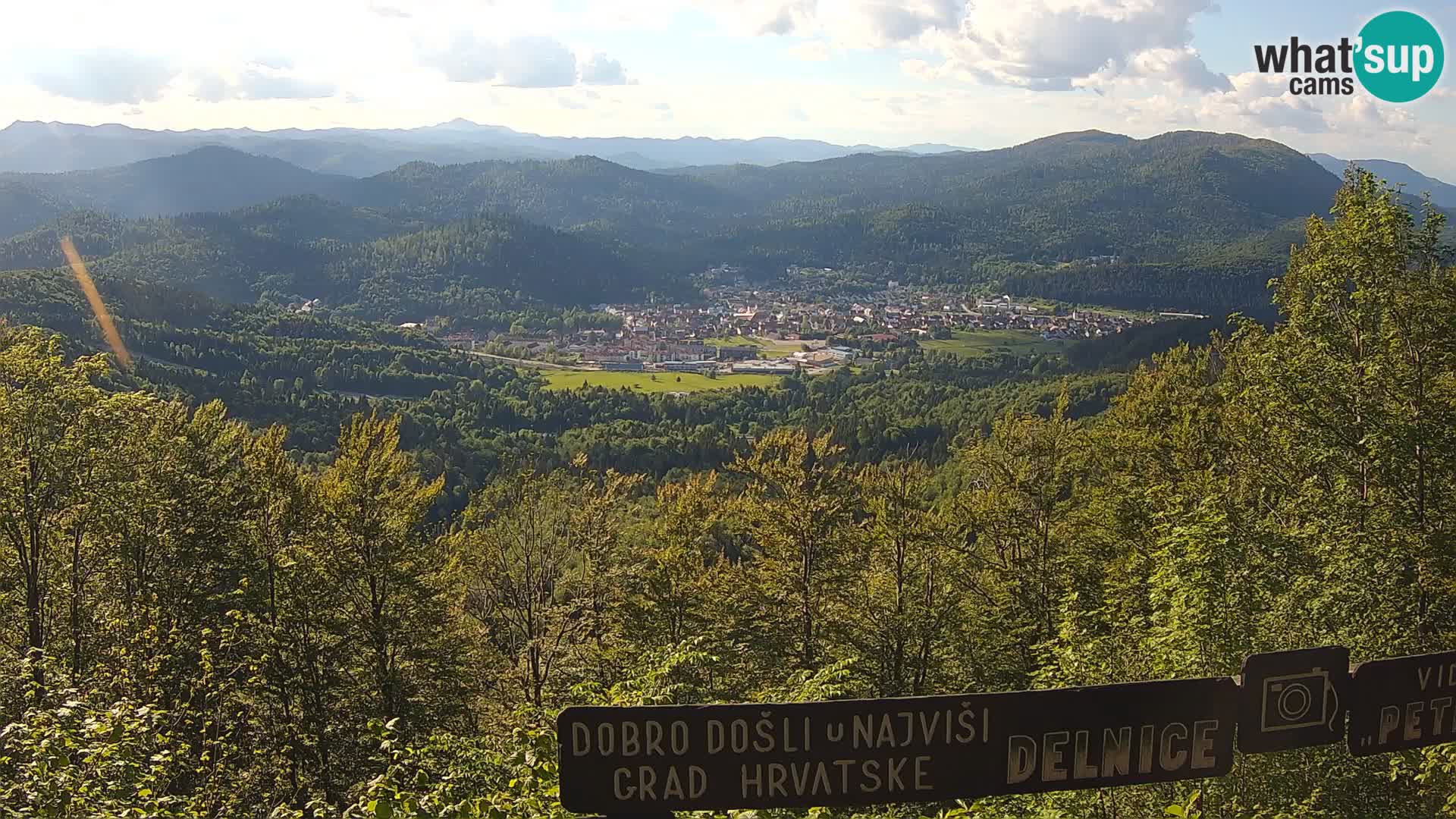 Panorama Delnice – vom Skigebiet Petehovac