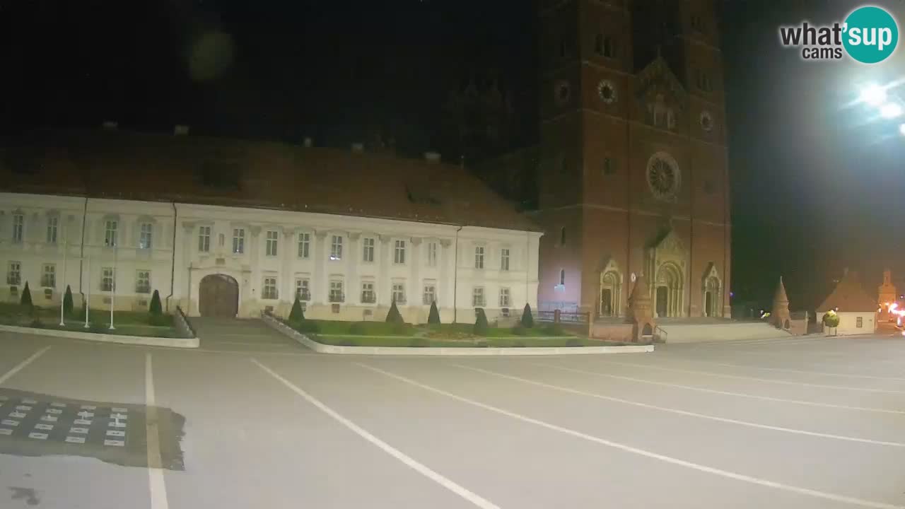 Camera en vivo Đakovo Catedral Sv. Petra