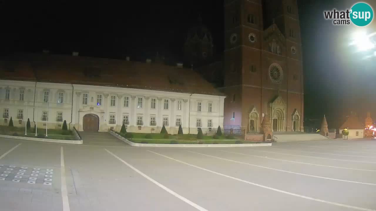 Camera en vivo Đakovo Catedral Sv. Petra