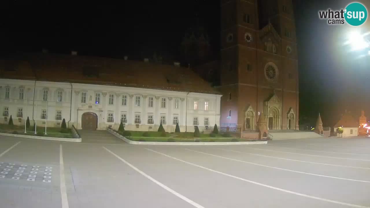 Camera en vivo Đakovo Catedral Sv. Petra