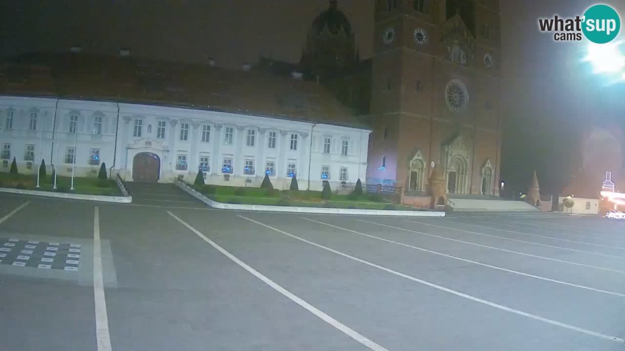 Camera en vivo Đakovo Catedral Sv. Petra