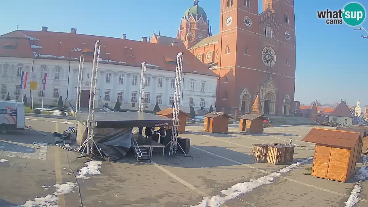 Camera en vivo Đakovo Catedral Sv. Petra