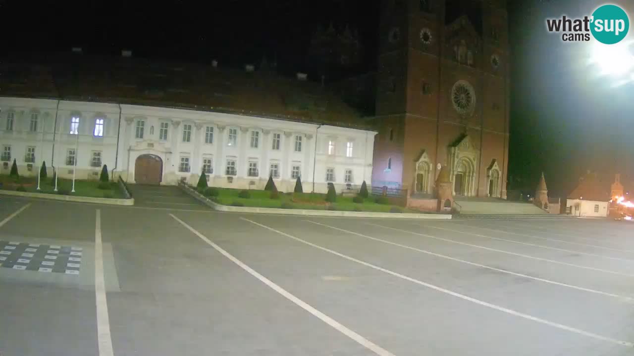 Webcam Đakovo Cathédrale Saint-Pierre