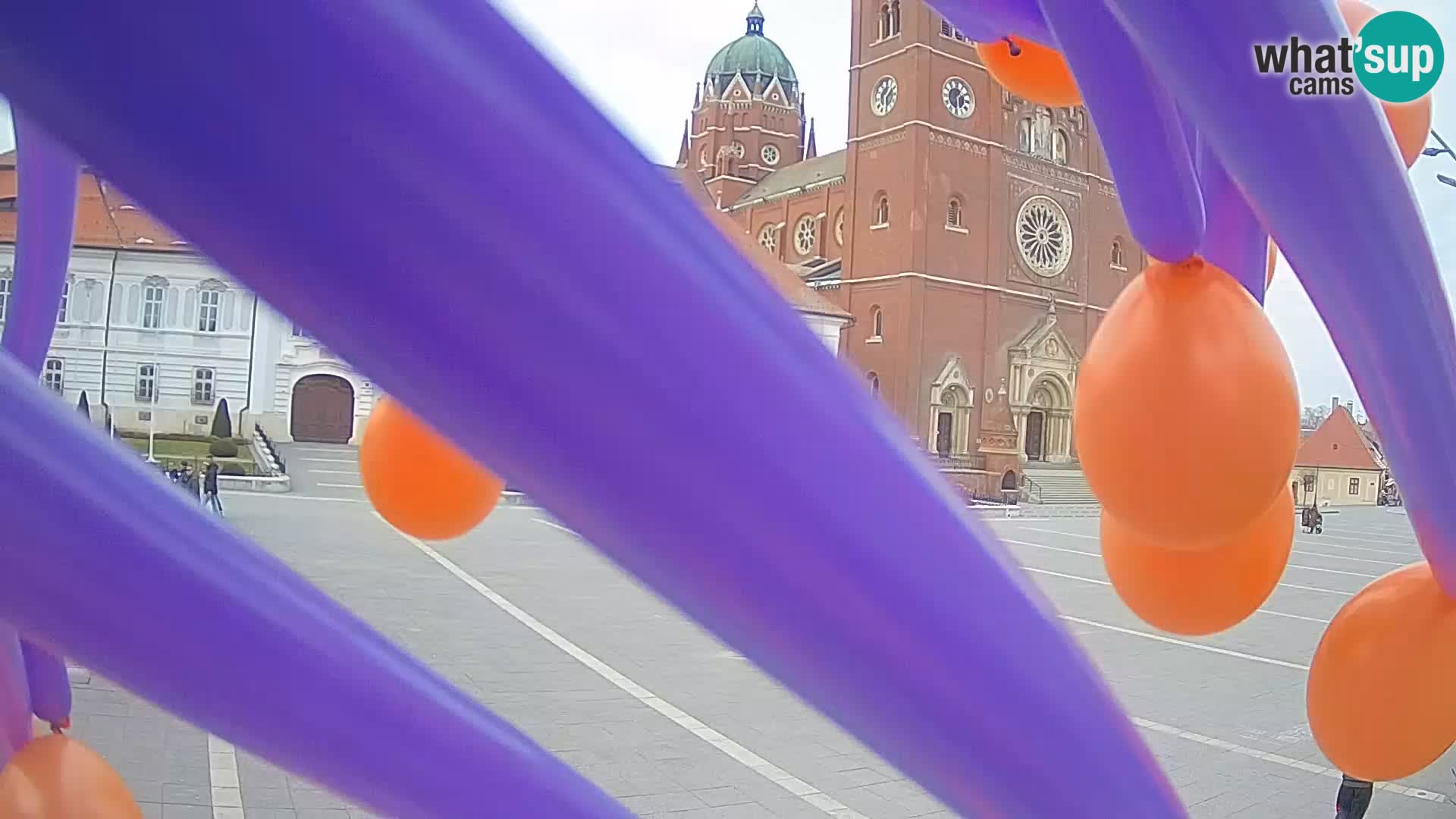 Camera en vivo Đakovo Catedral Sv. Petra