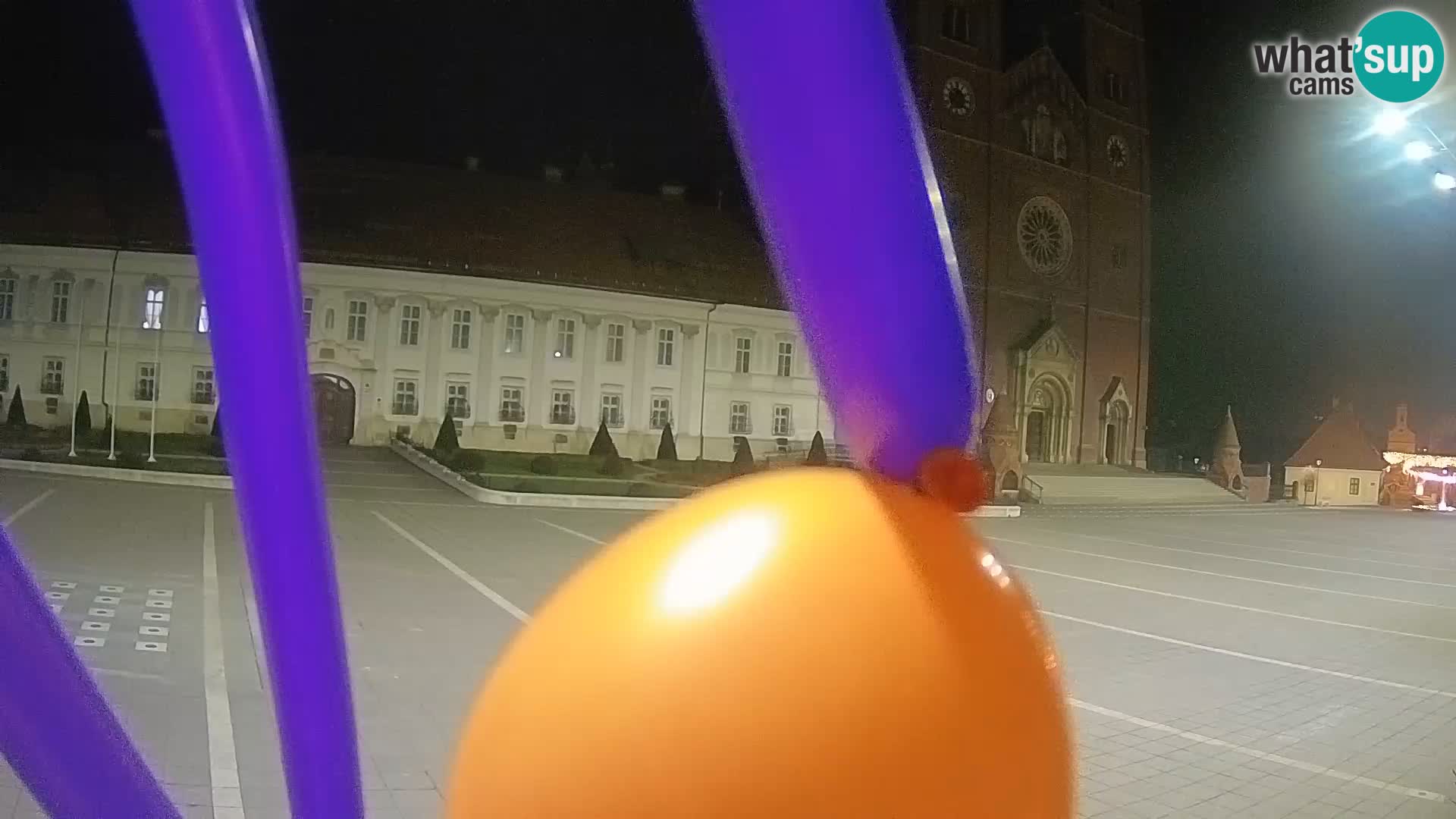 Camera en vivo Đakovo Catedral Sv. Petra