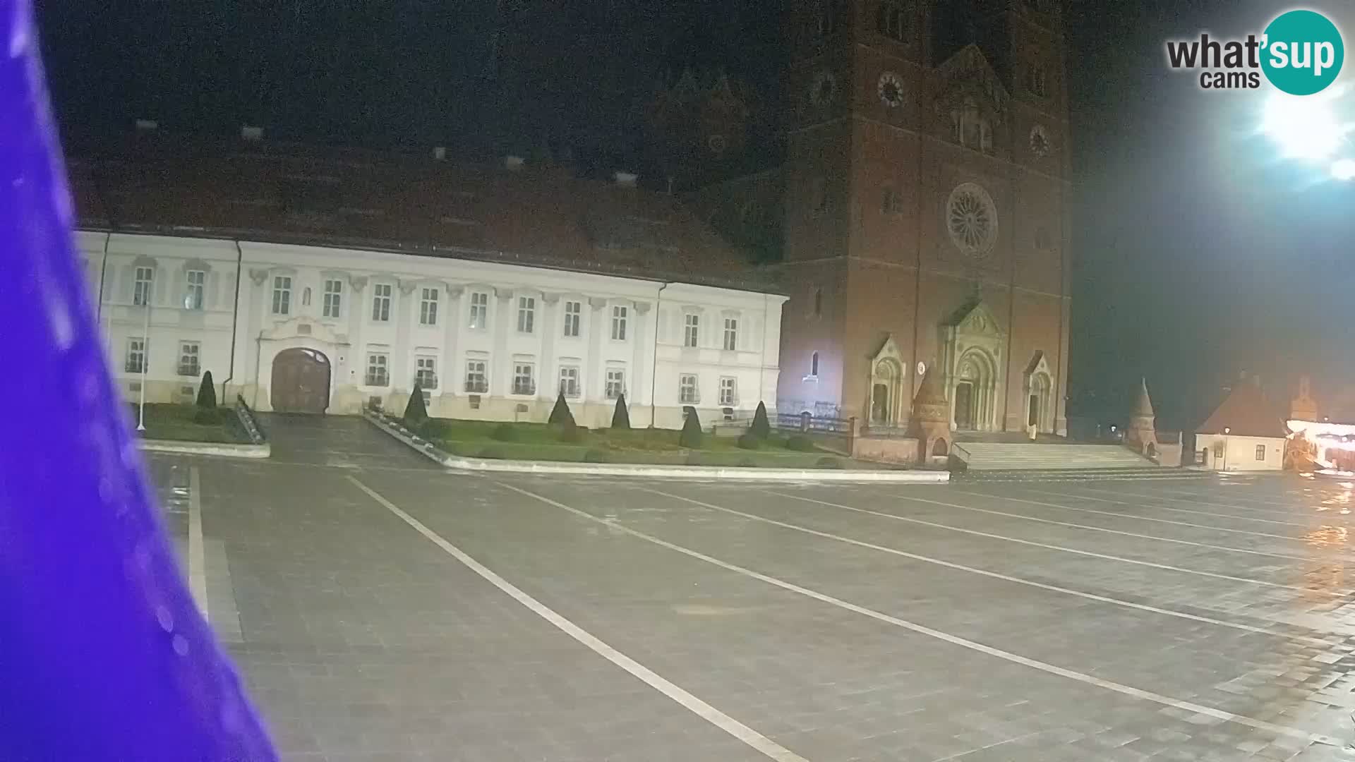 Camera en vivo Đakovo Catedral Sv. Petra