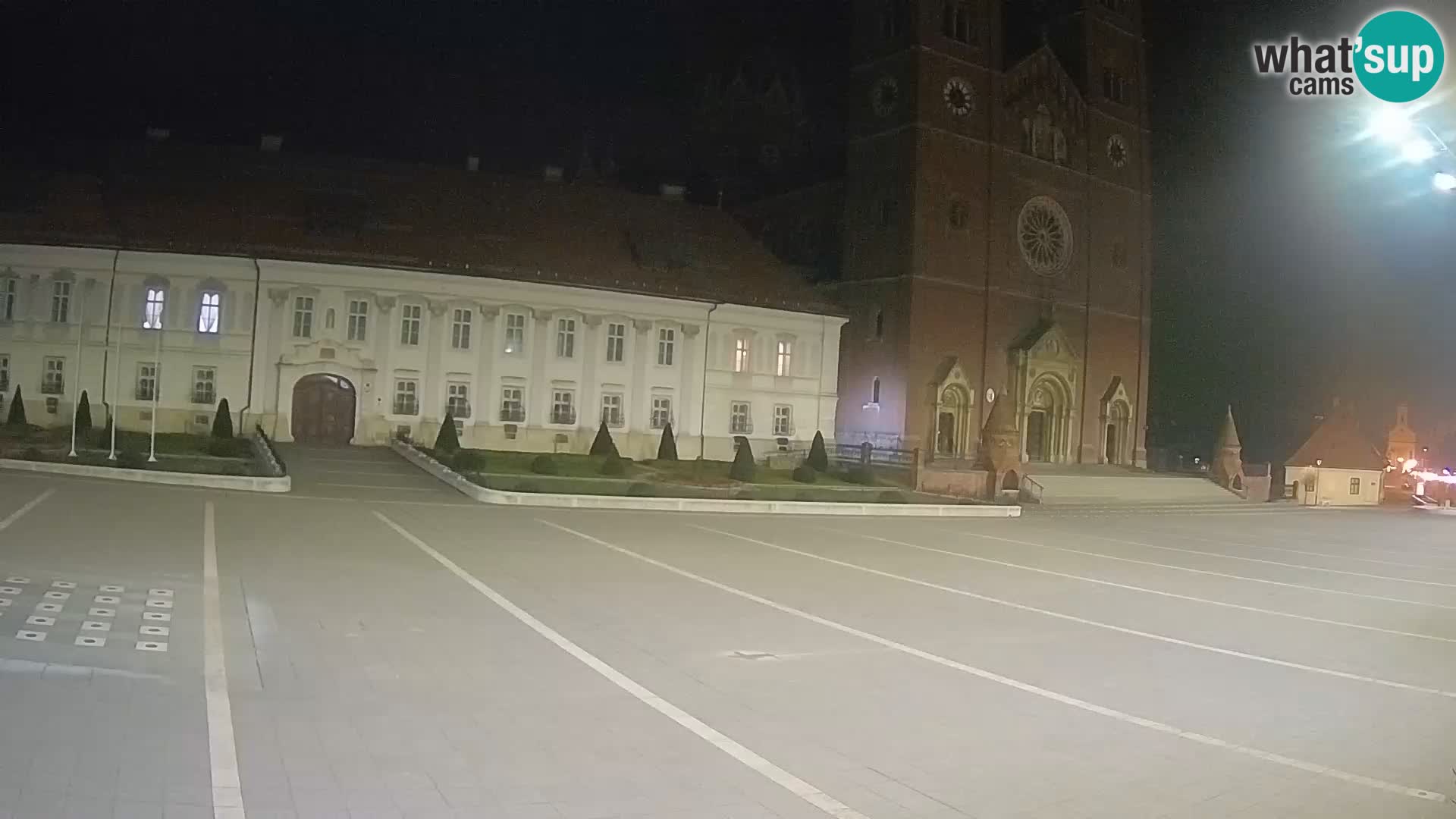 Camera en vivo Đakovo Catedral Sv. Petra