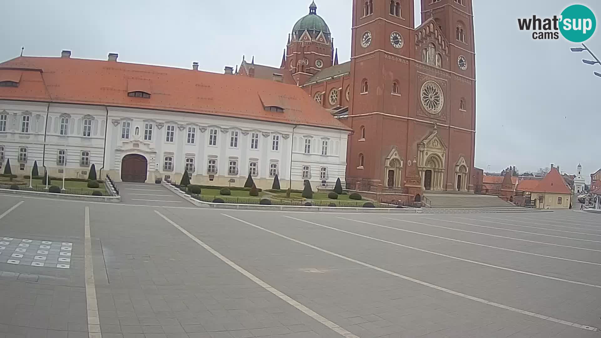 Camera en vivo Đakovo Catedral Sv. Petra