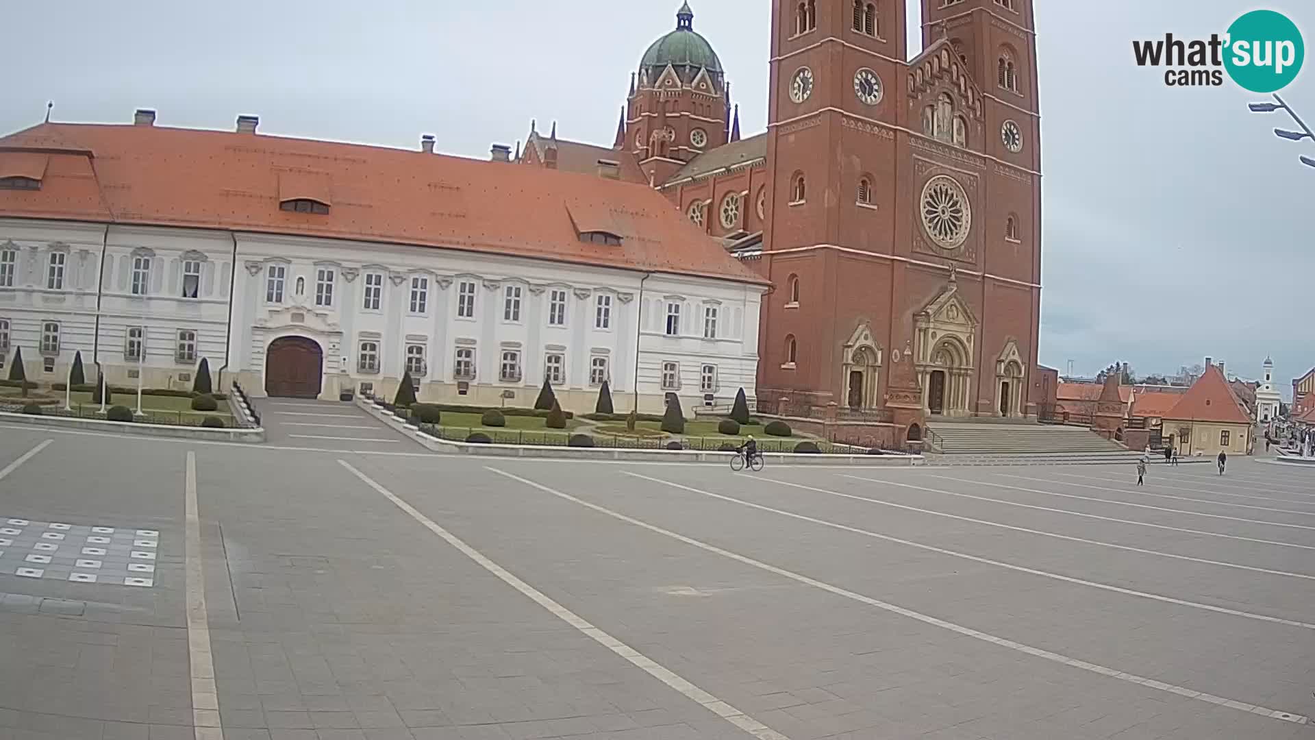 Camera en vivo Đakovo Catedral Sv. Petra