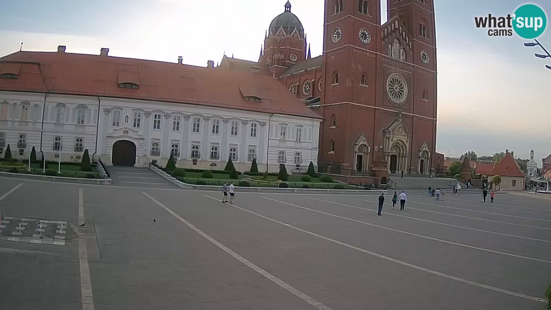 Camera en vivo Đakovo Catedral Sv. Petra