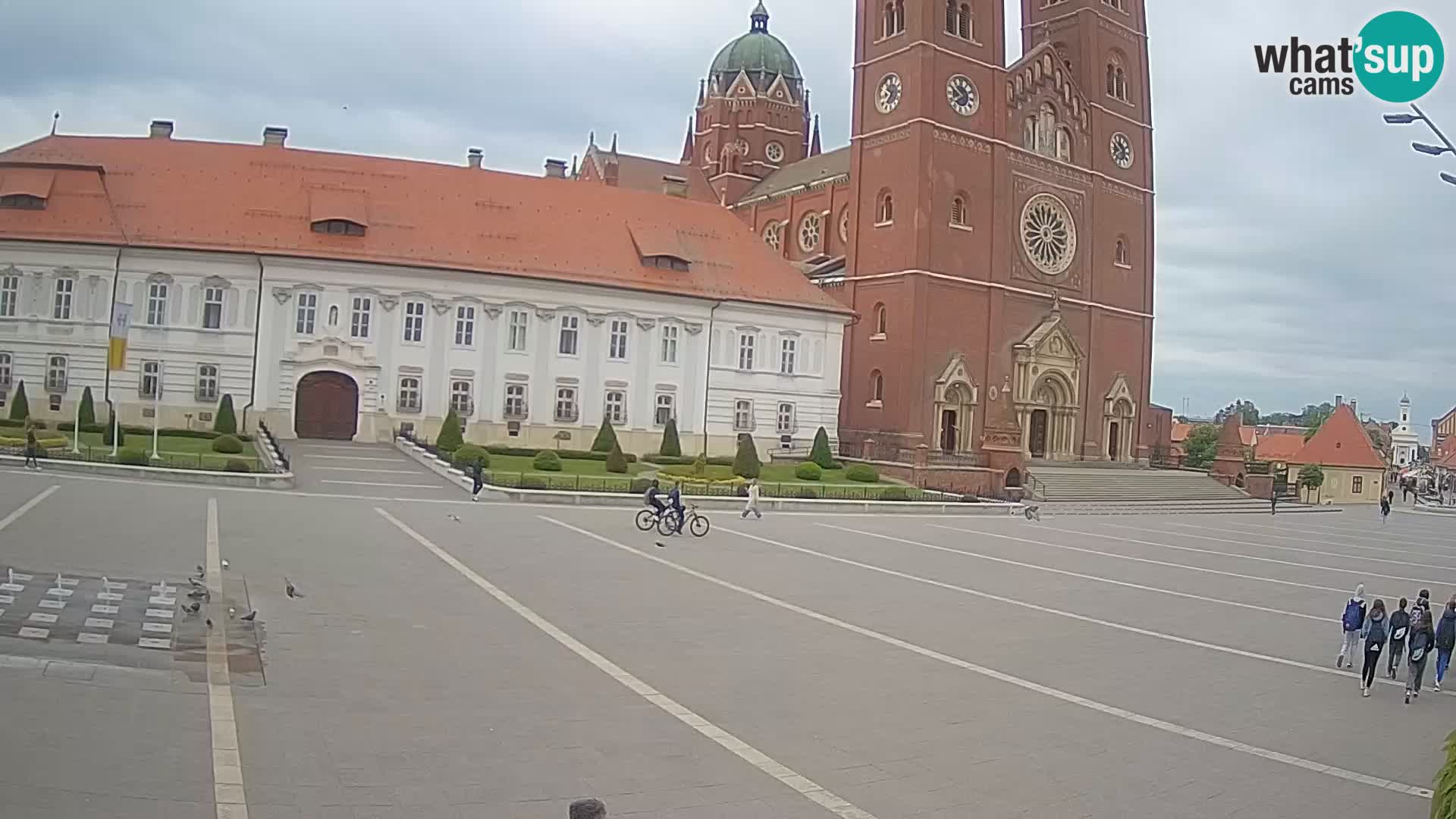 Camera en vivo Đakovo Catedral Sv. Petra