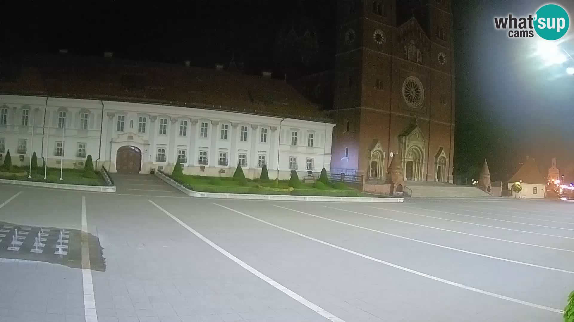 Camera en vivo Đakovo Catedral Sv. Petra