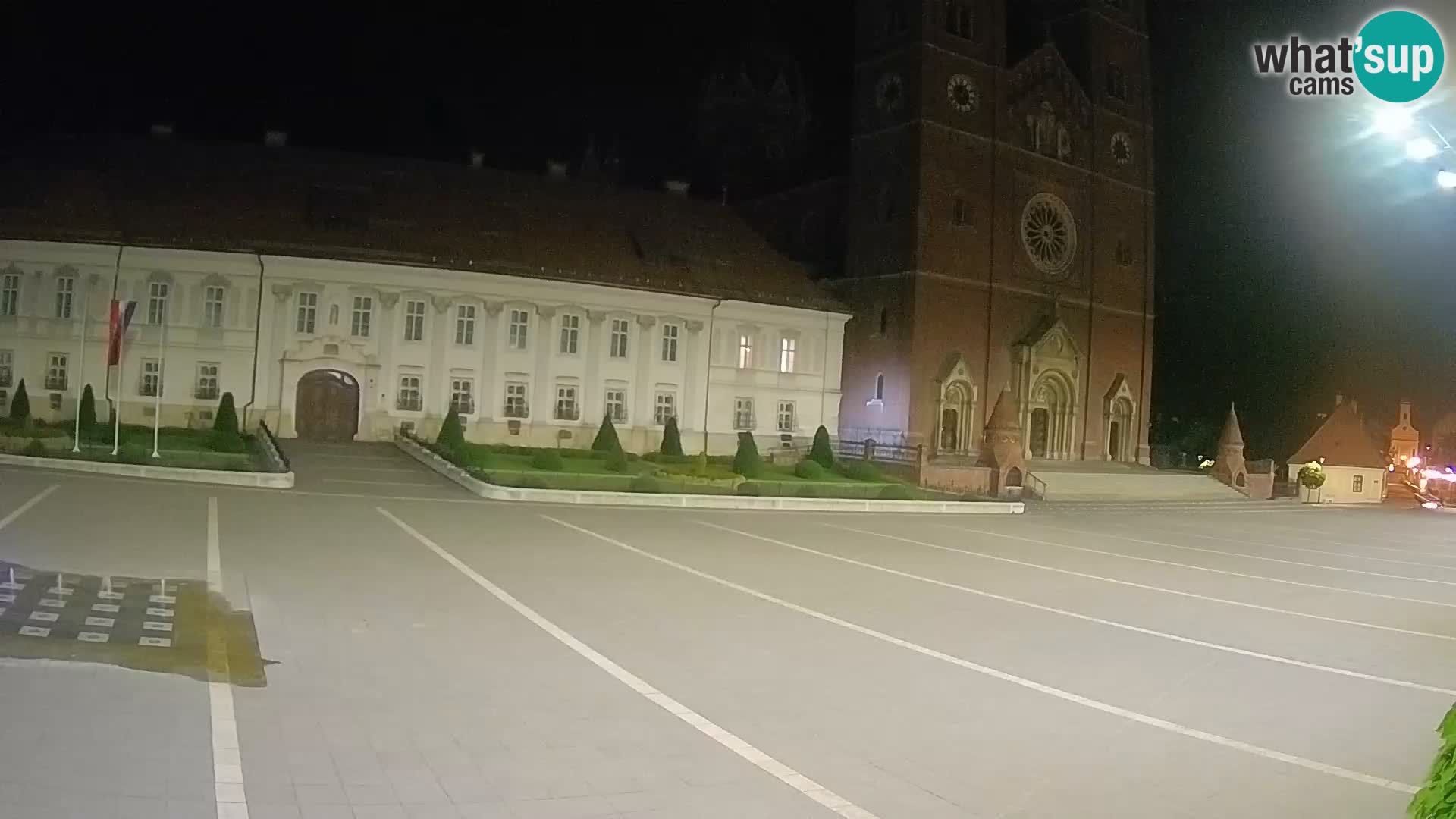 Camera en vivo Đakovo Catedral Sv. Petra
