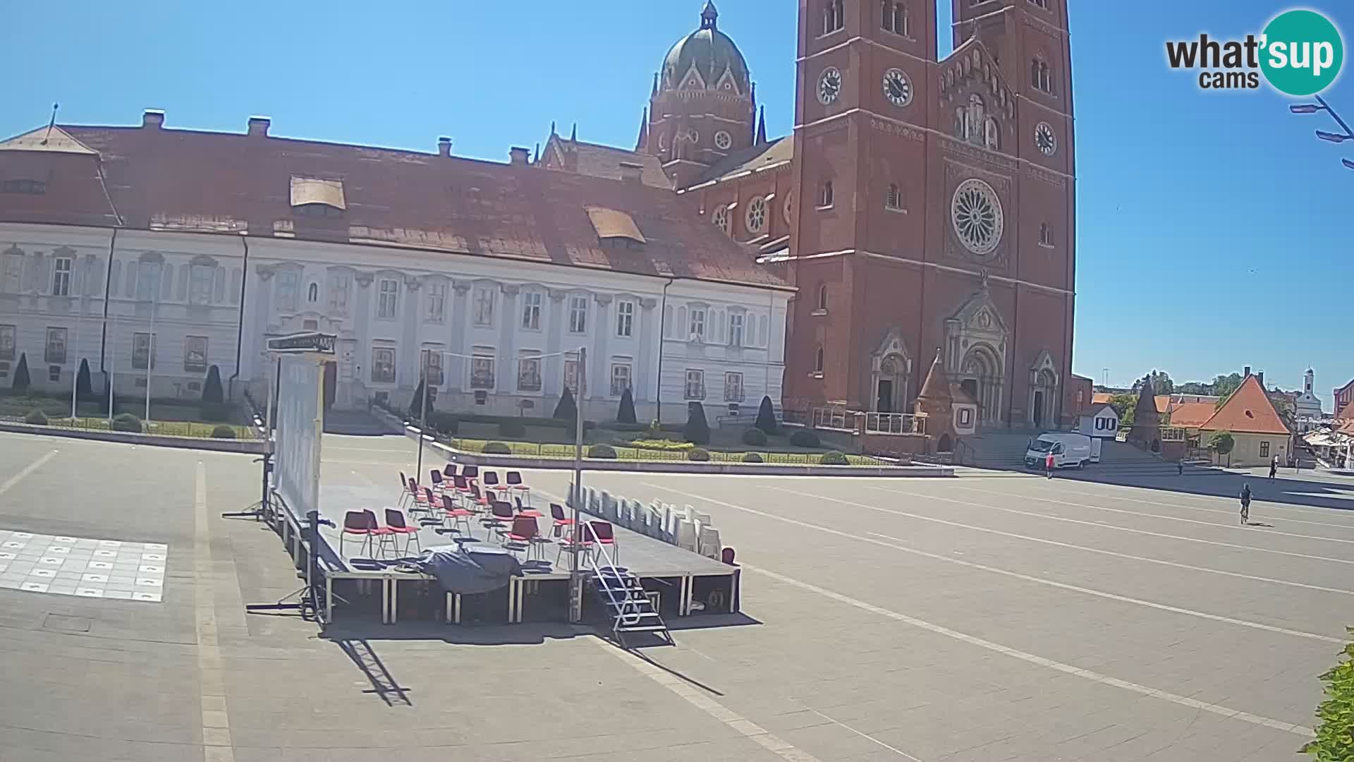Camera en vivo Đakovo Catedral Sv. Petra