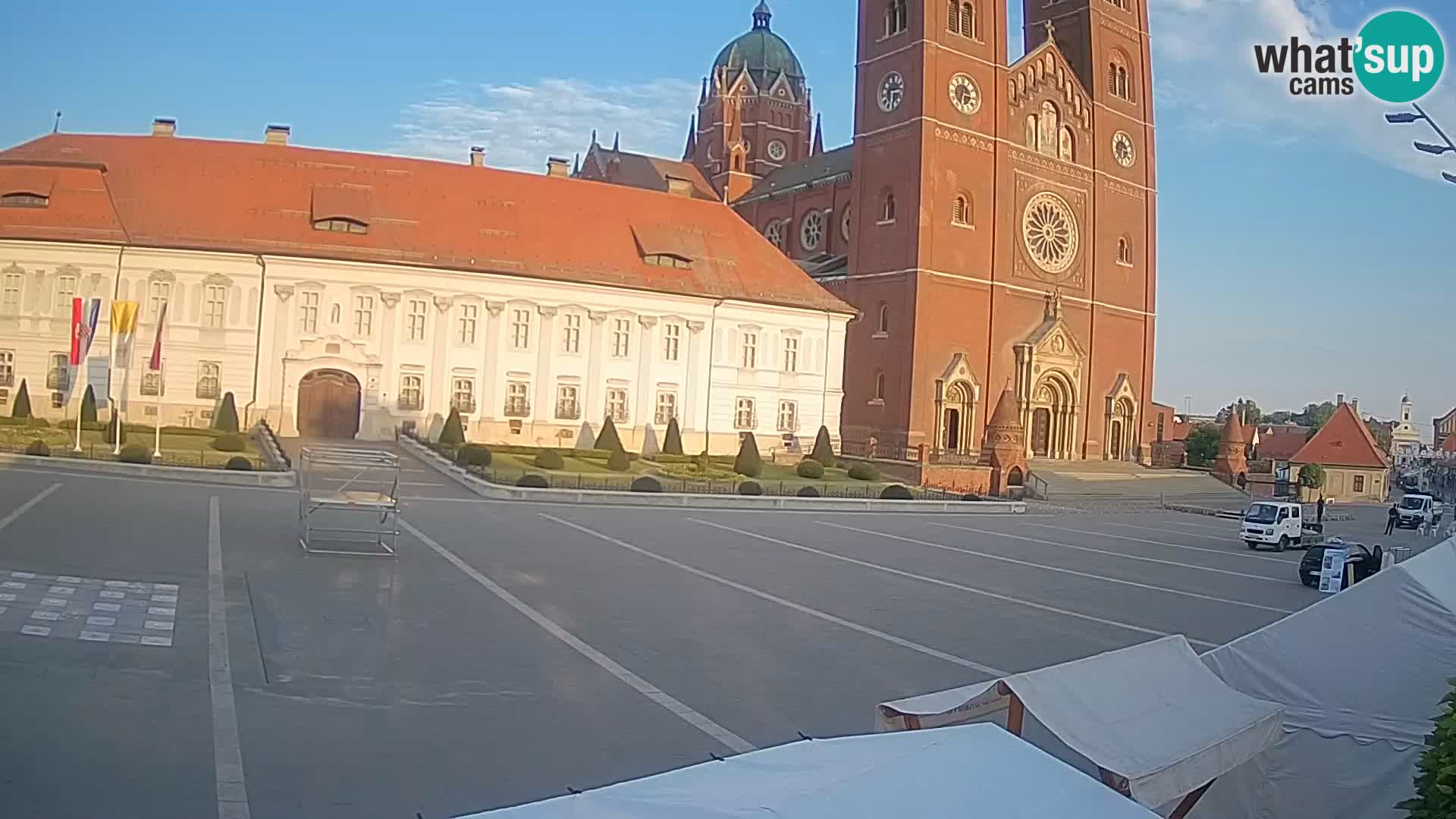 Camera en vivo Đakovo Catedral Sv. Petra