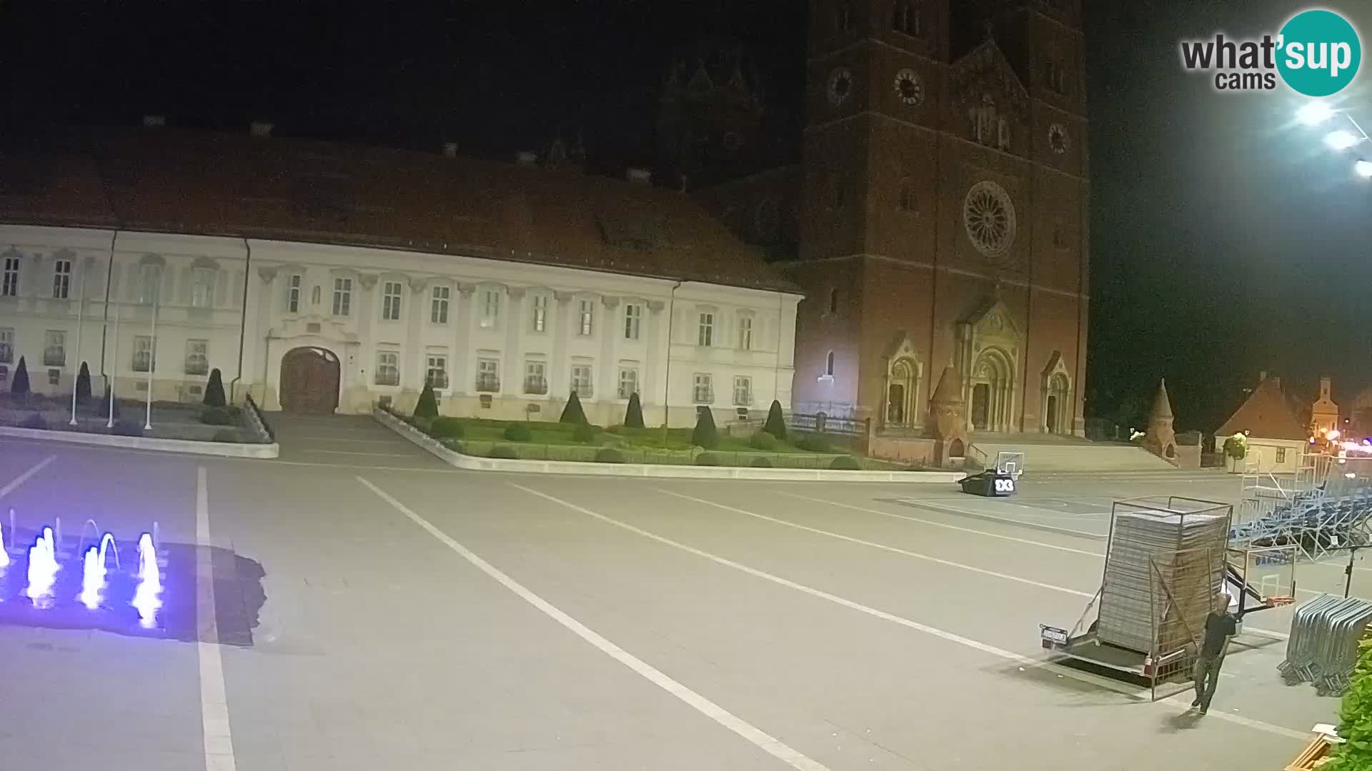 Camera en vivo Đakovo Catedral Sv. Petra