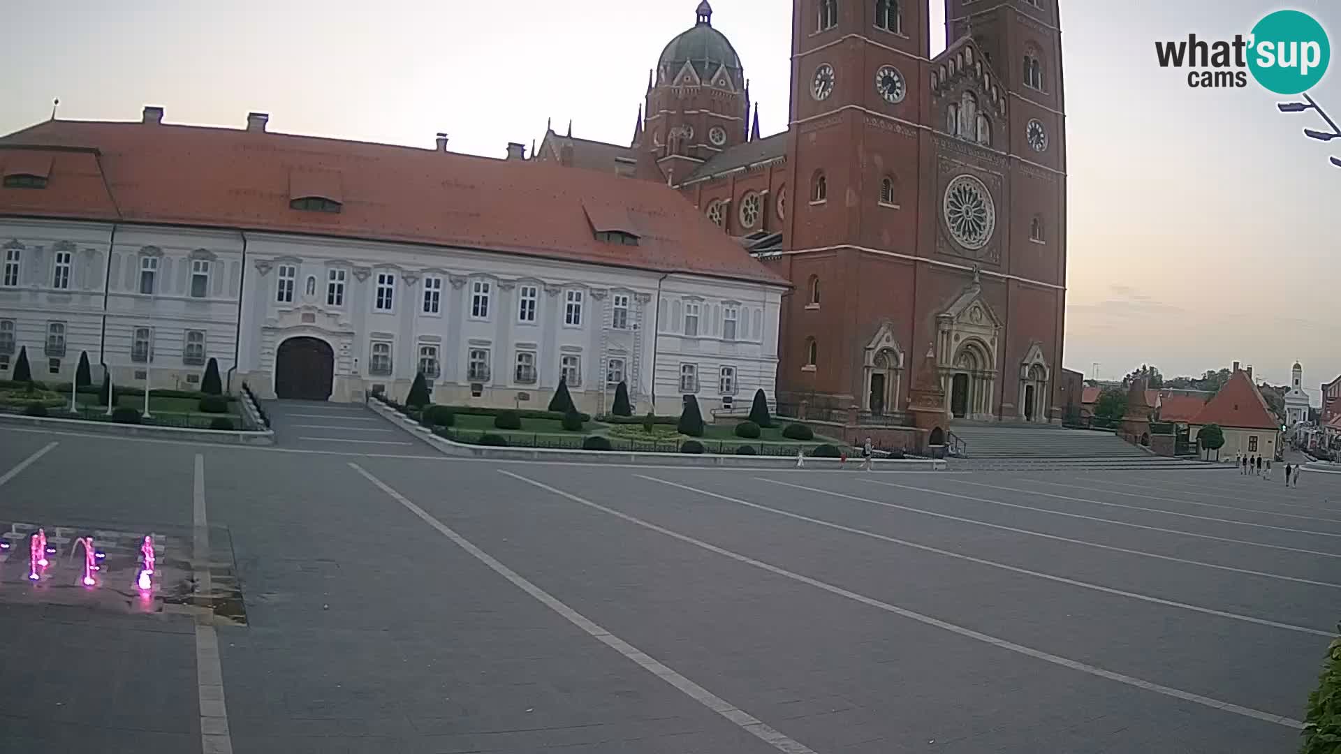 Camera en vivo Đakovo Catedral Sv. Petra