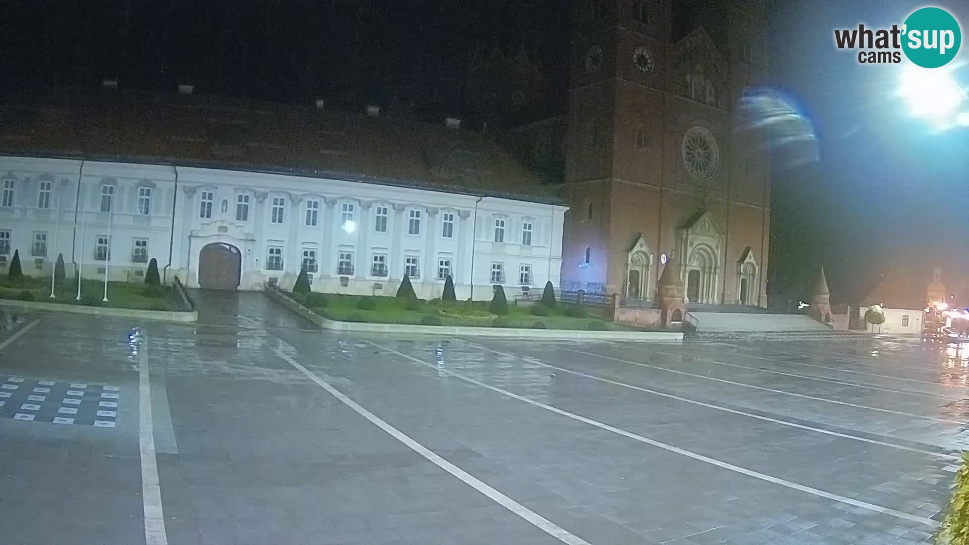 Camera en vivo Đakovo Catedral Sv. Petra