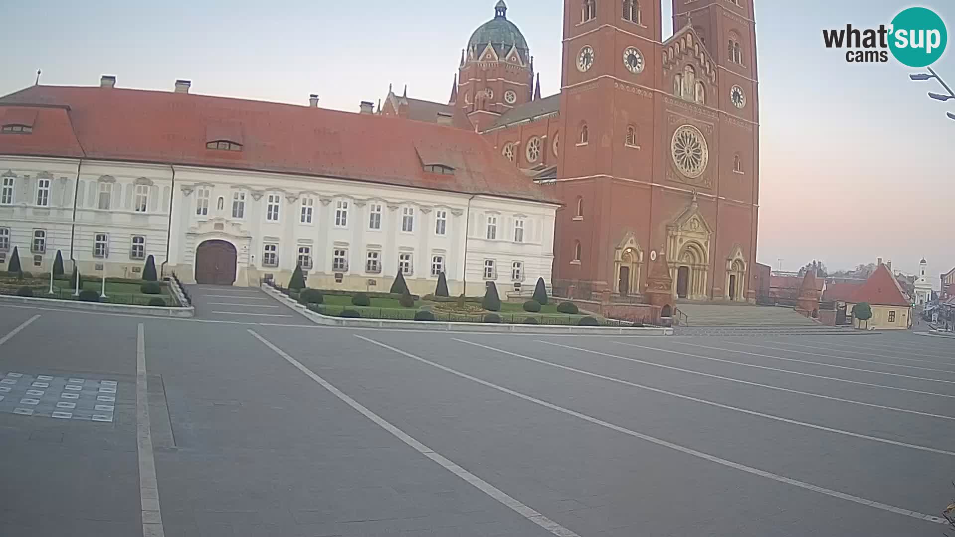 Camera en vivo Đakovo Catedral Sv. Petra