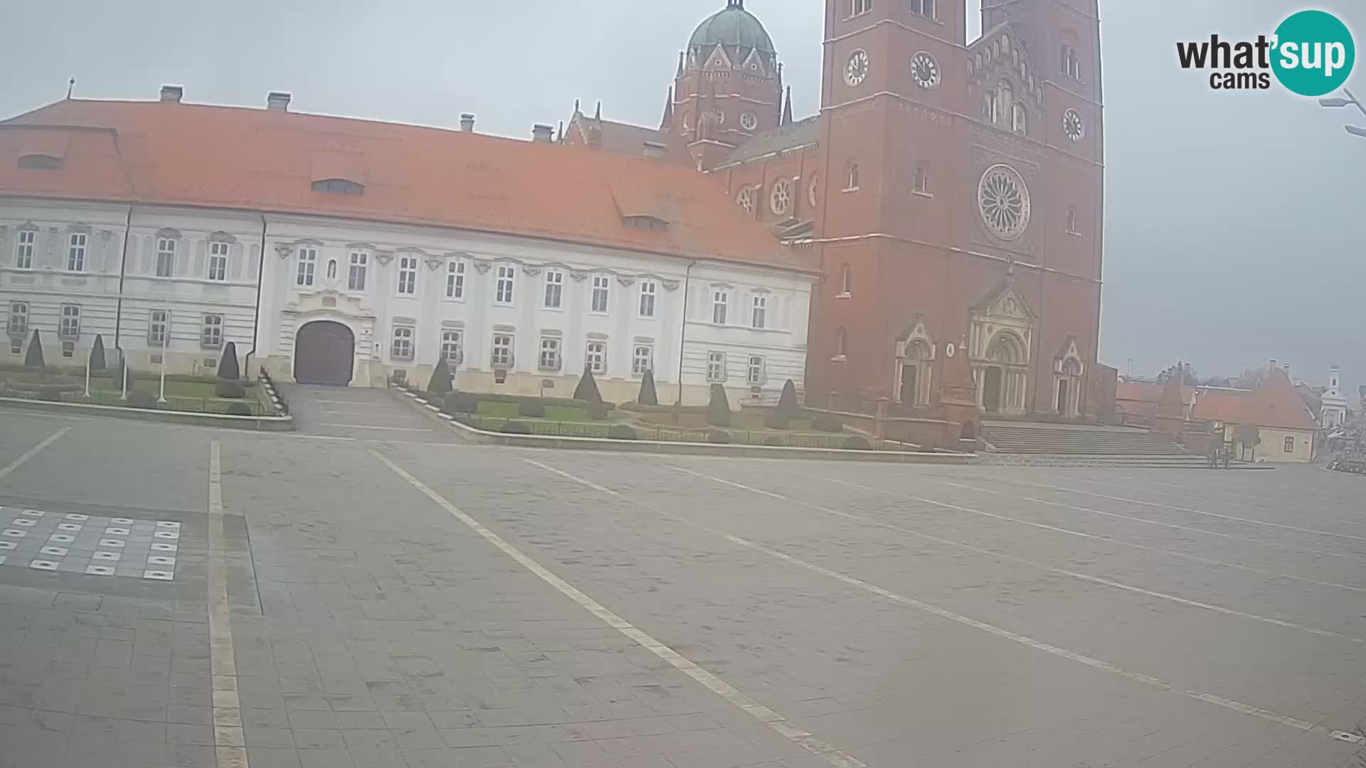 Camera en vivo Đakovo Catedral Sv. Petra