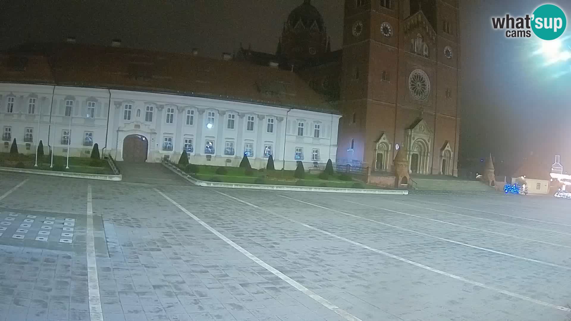 Camera en vivo Đakovo Catedral Sv. Petra