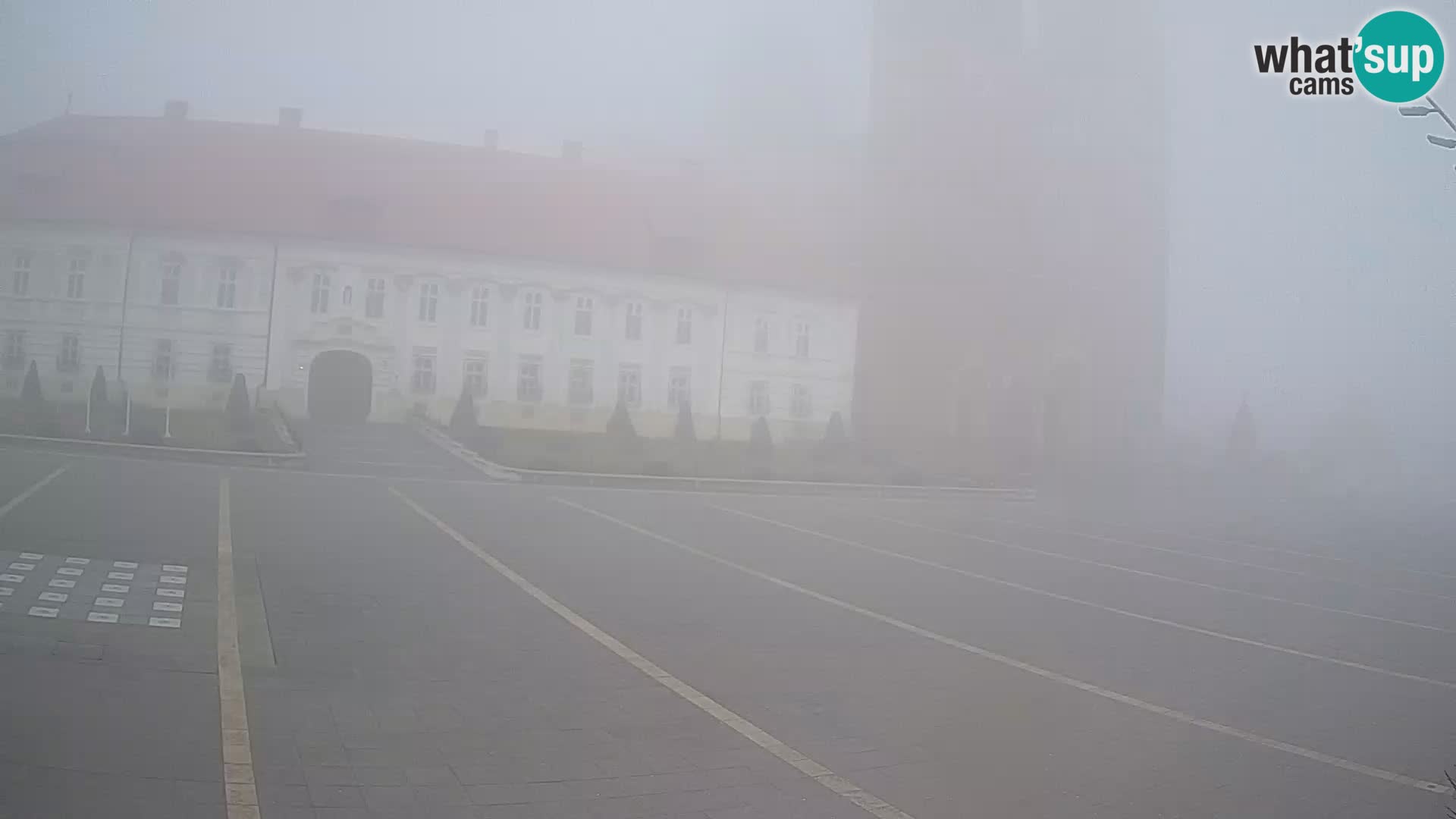 Camera en vivo Đakovo Catedral Sv. Petra