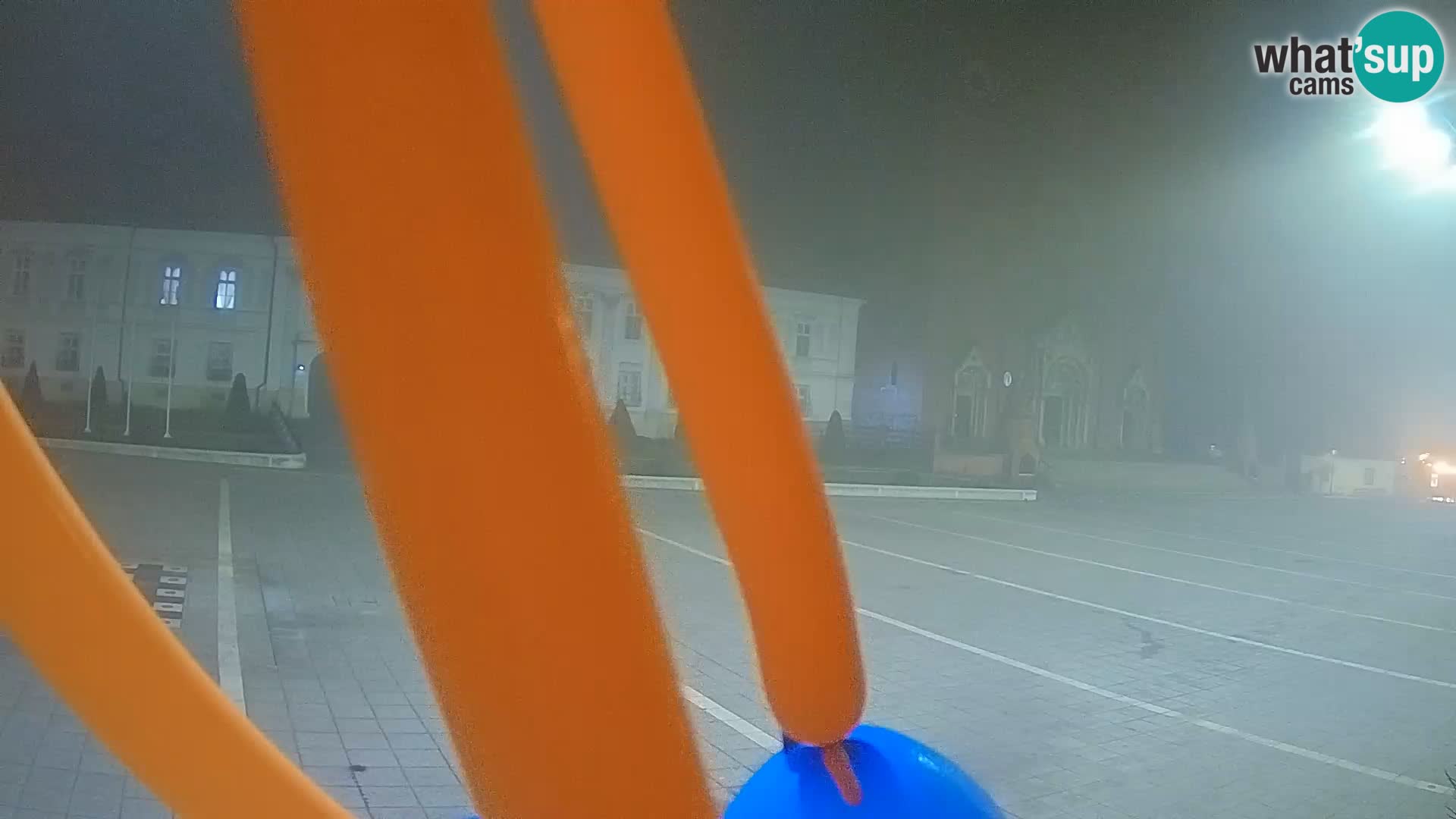 Camera en vivo Đakovo Catedral Sv. Petra