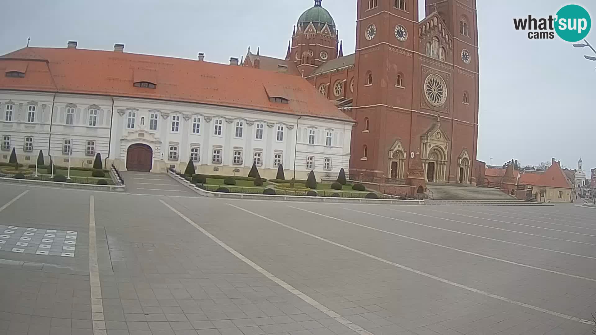 Camera en vivo Đakovo Catedral Sv. Petra