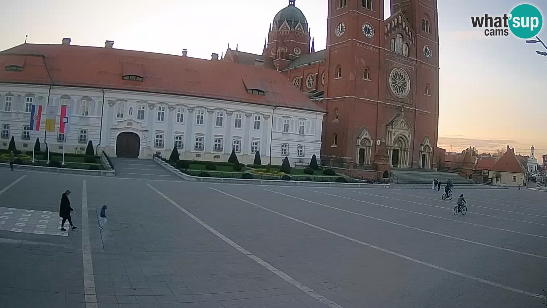 Camera en vivo Đakovo Catedral Sv. Petra