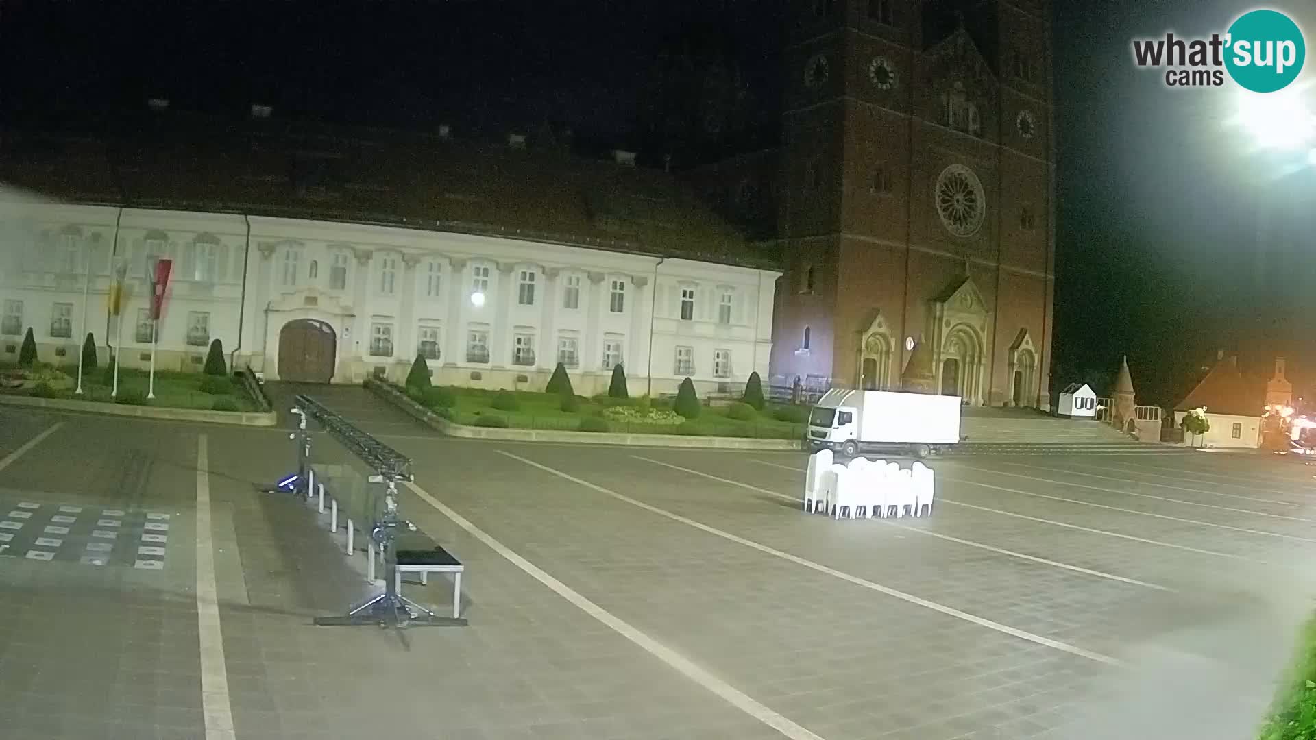 Camera en vivo Đakovo Catedral Sv. Petra