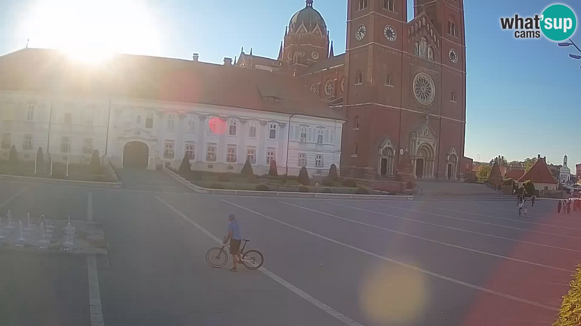 Camera en vivo Đakovo Catedral Sv. Petra