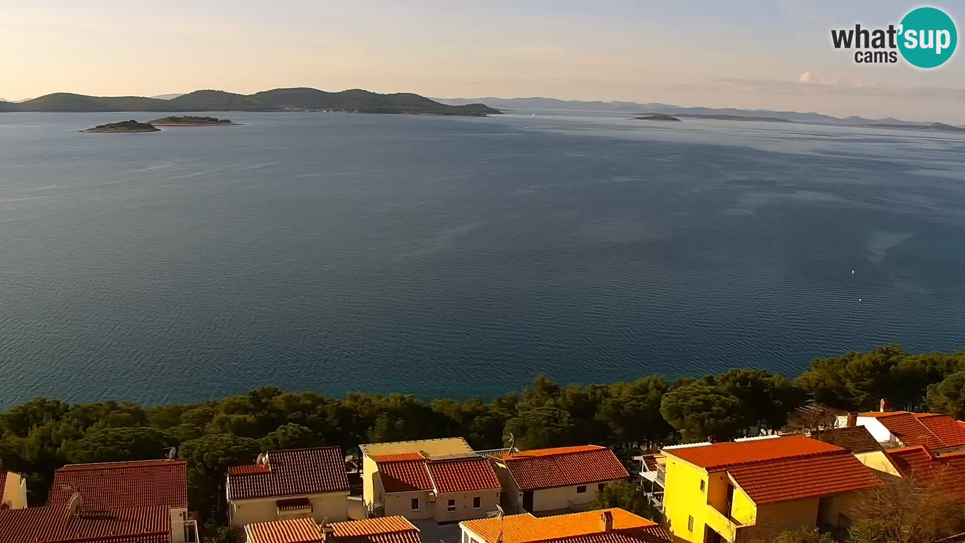 Live webcam Drage view – Triple “P”