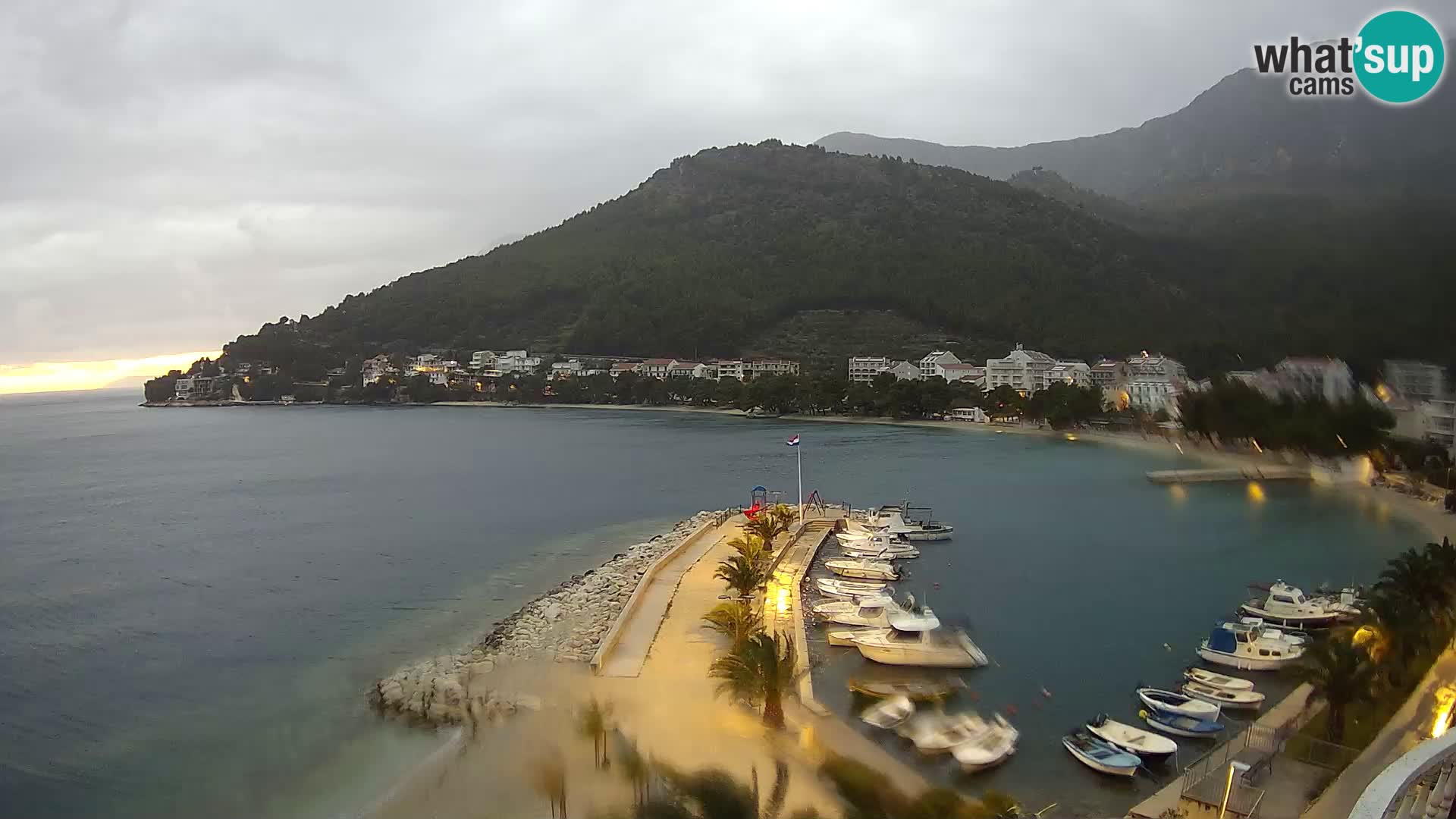 Drvenik – Dalmacija spletna kamera v živo na Hrvaškem