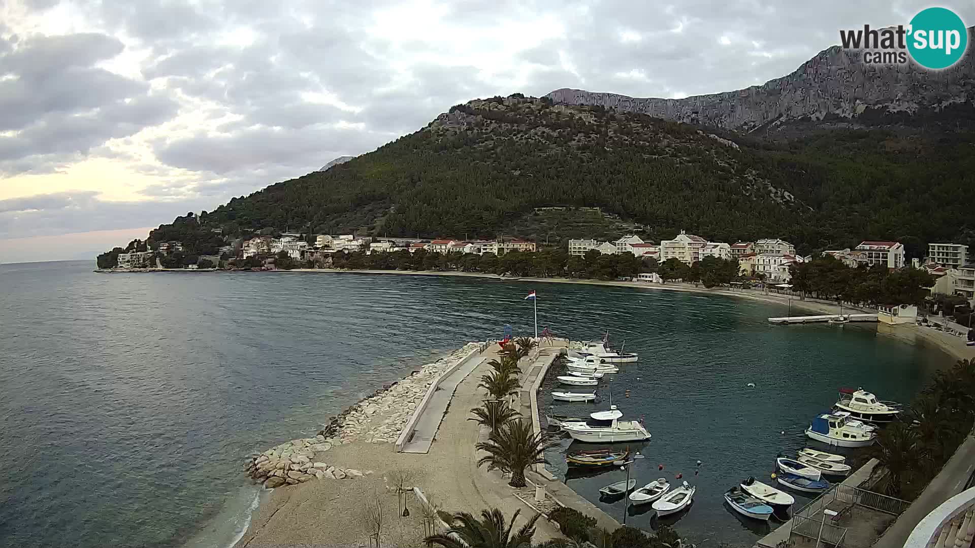 Drvenik – Dalmacija spletna kamera v živo na Hrvaškem