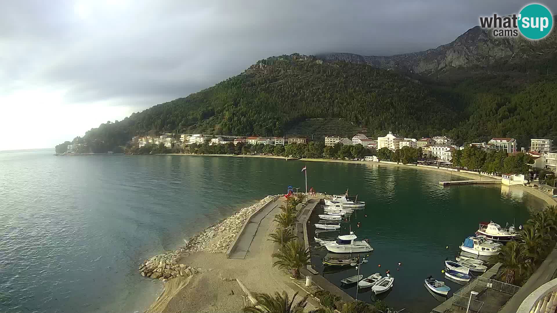 Drvenik – Dalmacija spletna kamera v živo na Hrvaškem